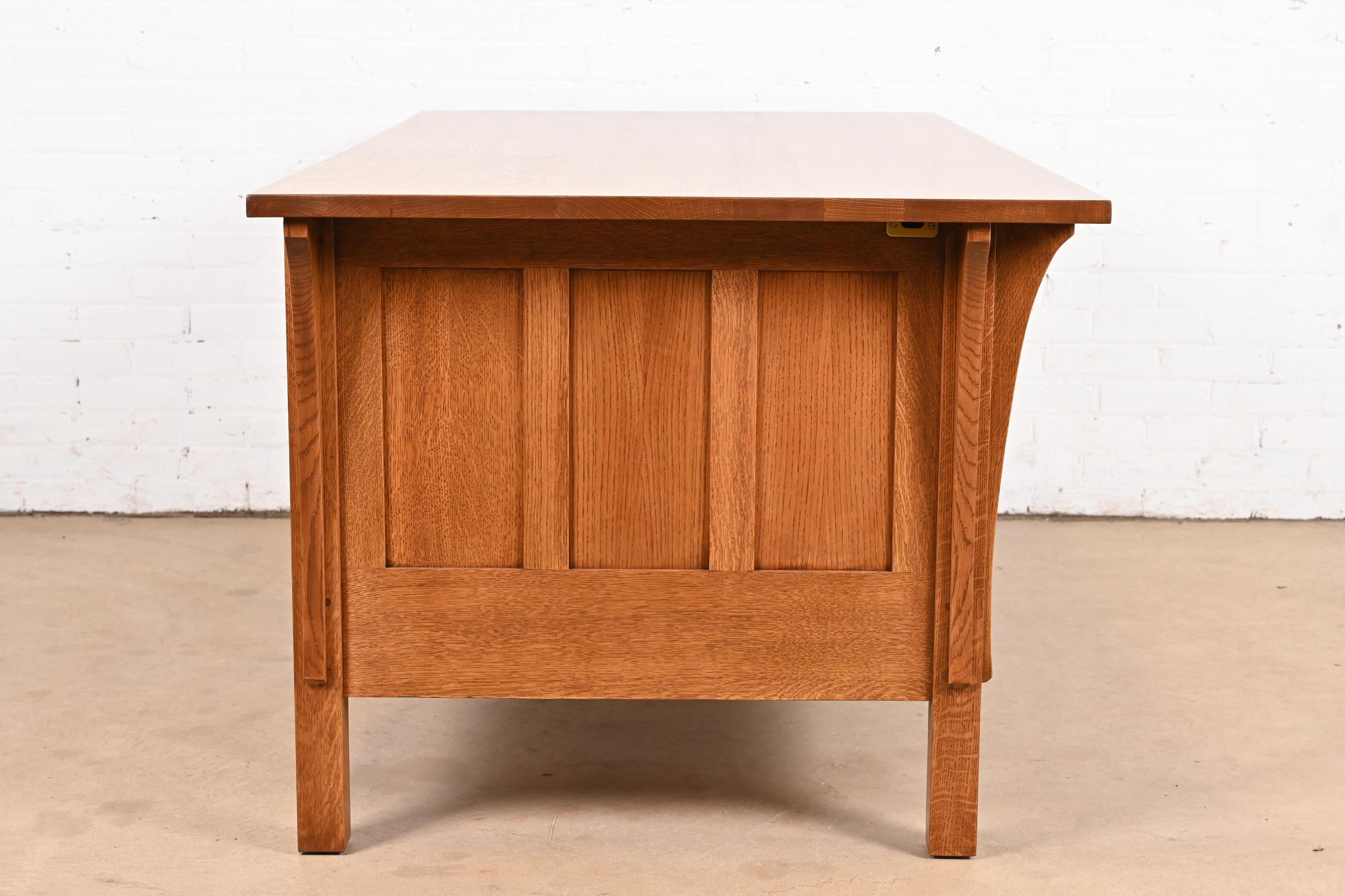 Stickley Mission Oak Arts & Crafts Executive Desk, Newly Refinished 4