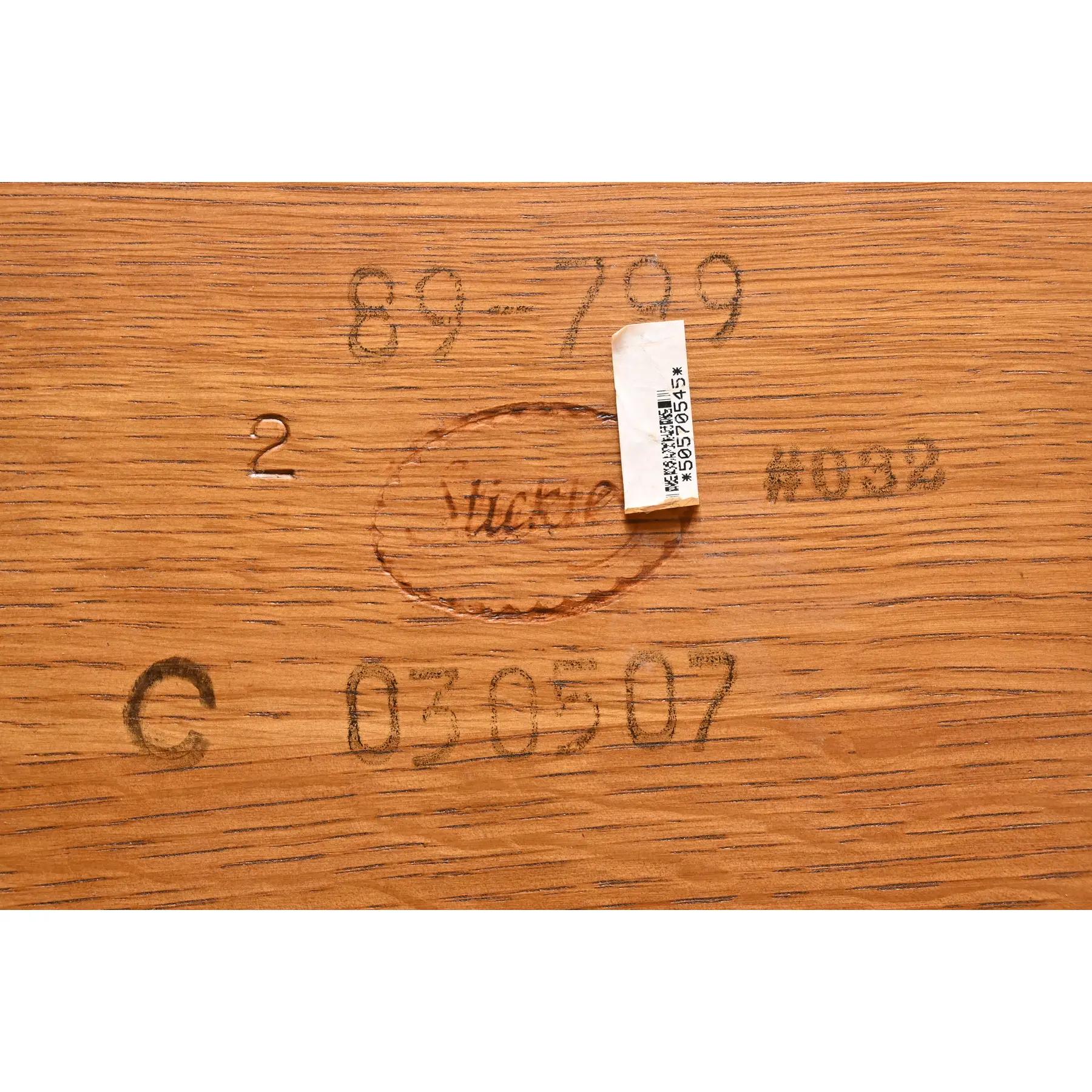 Tavolo da pranzo allungabile Stickley Mission Arts & Crafts in Oak in vendita 5