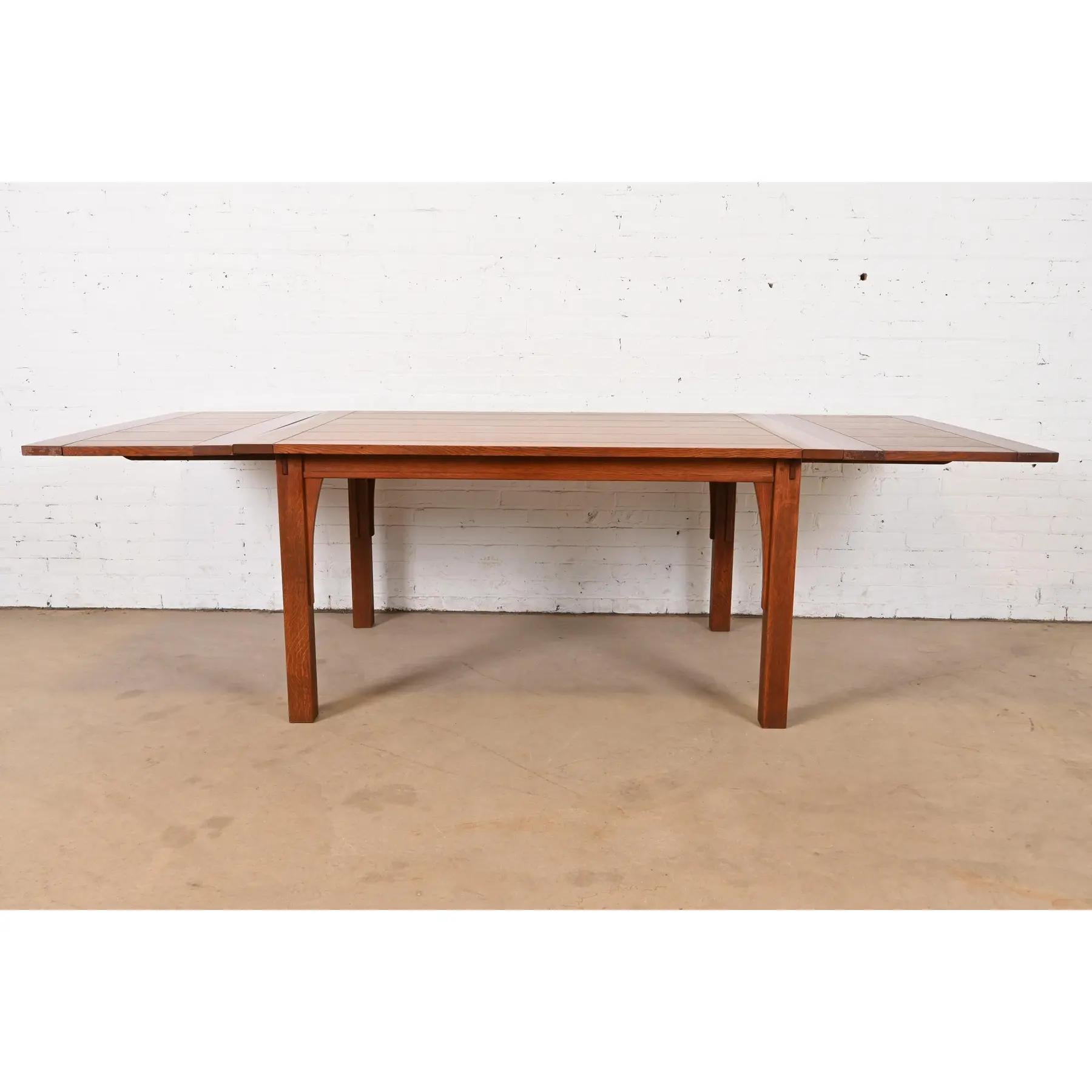 Arts and Crafts Tavolo da pranzo allungabile Stickley Mission Arts & Crafts in Oak in vendita