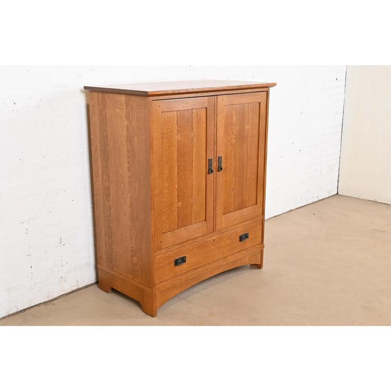 Mobile multimediale Stickley Mission Arts & Crafts in Oak In condizioni buone in vendita a South Bend, IN