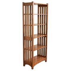 Grande bibliothèque à lattes « Stickley Mission Oak » de style Arts & Crafts