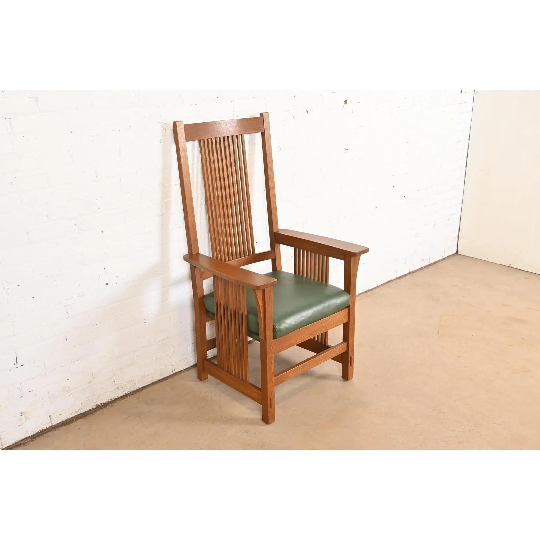 Stickley Mission Oak Arts & Crafts Spindle High Back Arm Chair im Zustand „Gut“ im Angebot in South Bend, IN