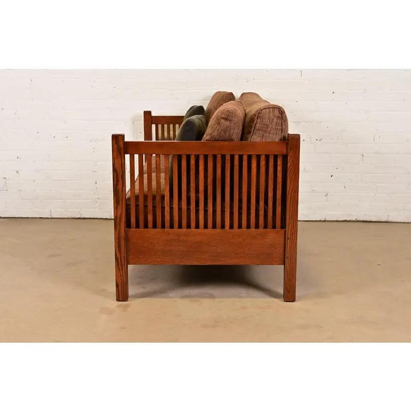 Stickley Mission Oak Arts & Crafts Spindle Settle Sofa im Angebot 2