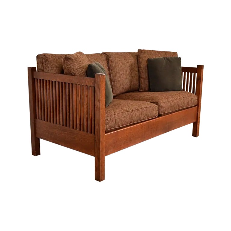 Stickley Mission Oak Arts 
Crafts Spindle Settle Sofa im Angebot