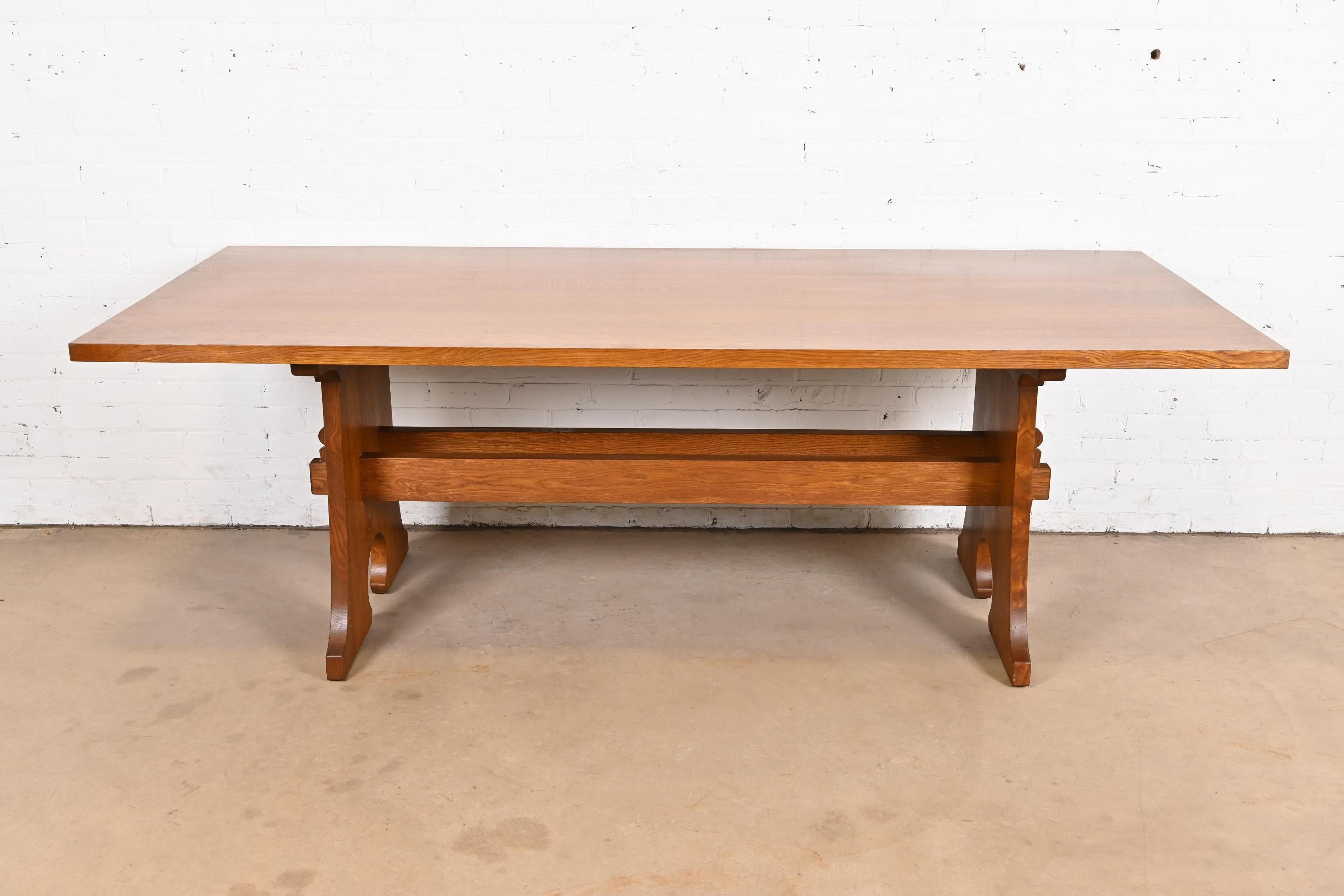 Tavolo da pranzo a cavalletto Stickley Mission Arts & Crafts in Oak In condizioni buone in vendita a South Bend, IN