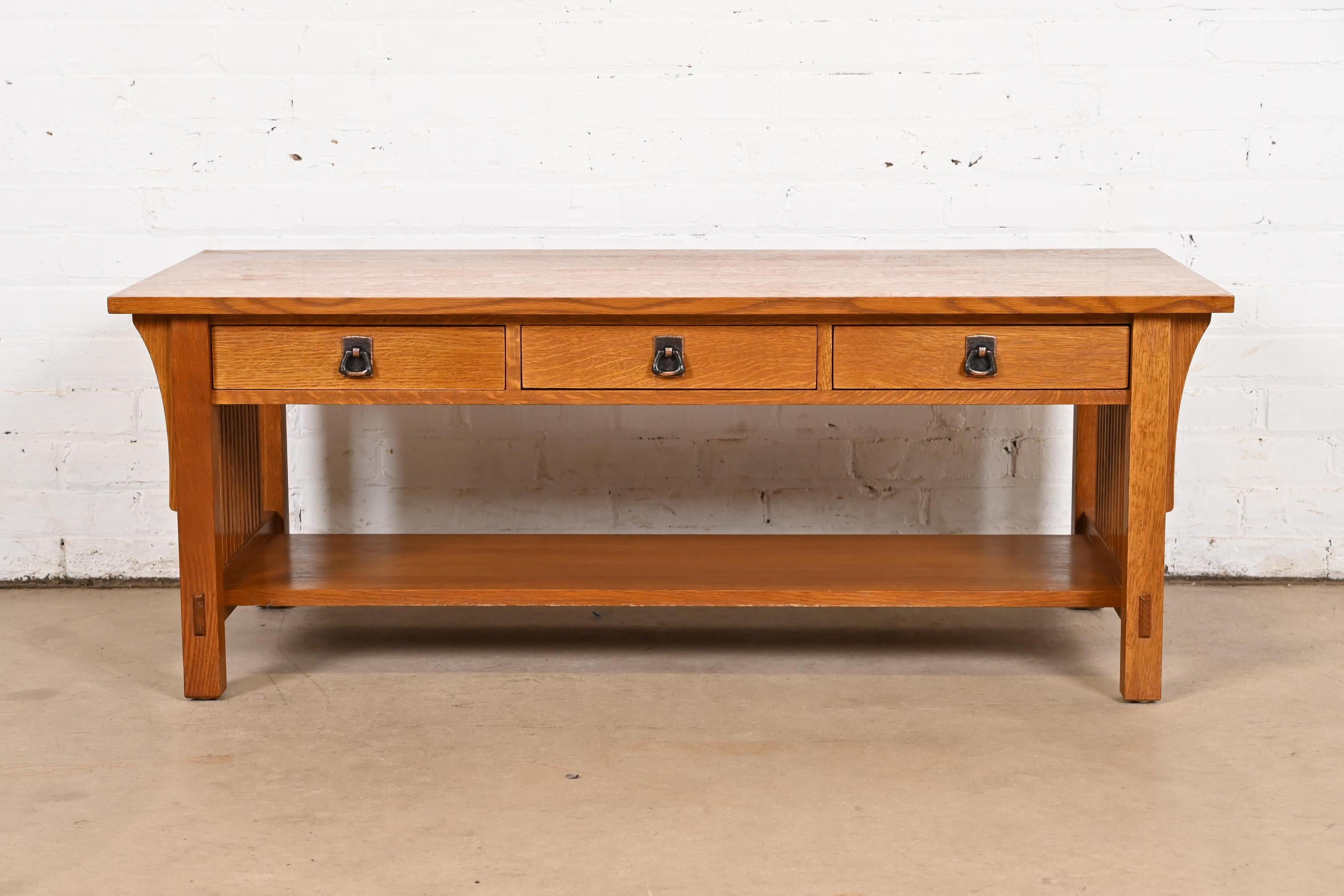 Arts and Crafts Stickley Mission Oak Arts & Crafts Two-Tier Coffee Table