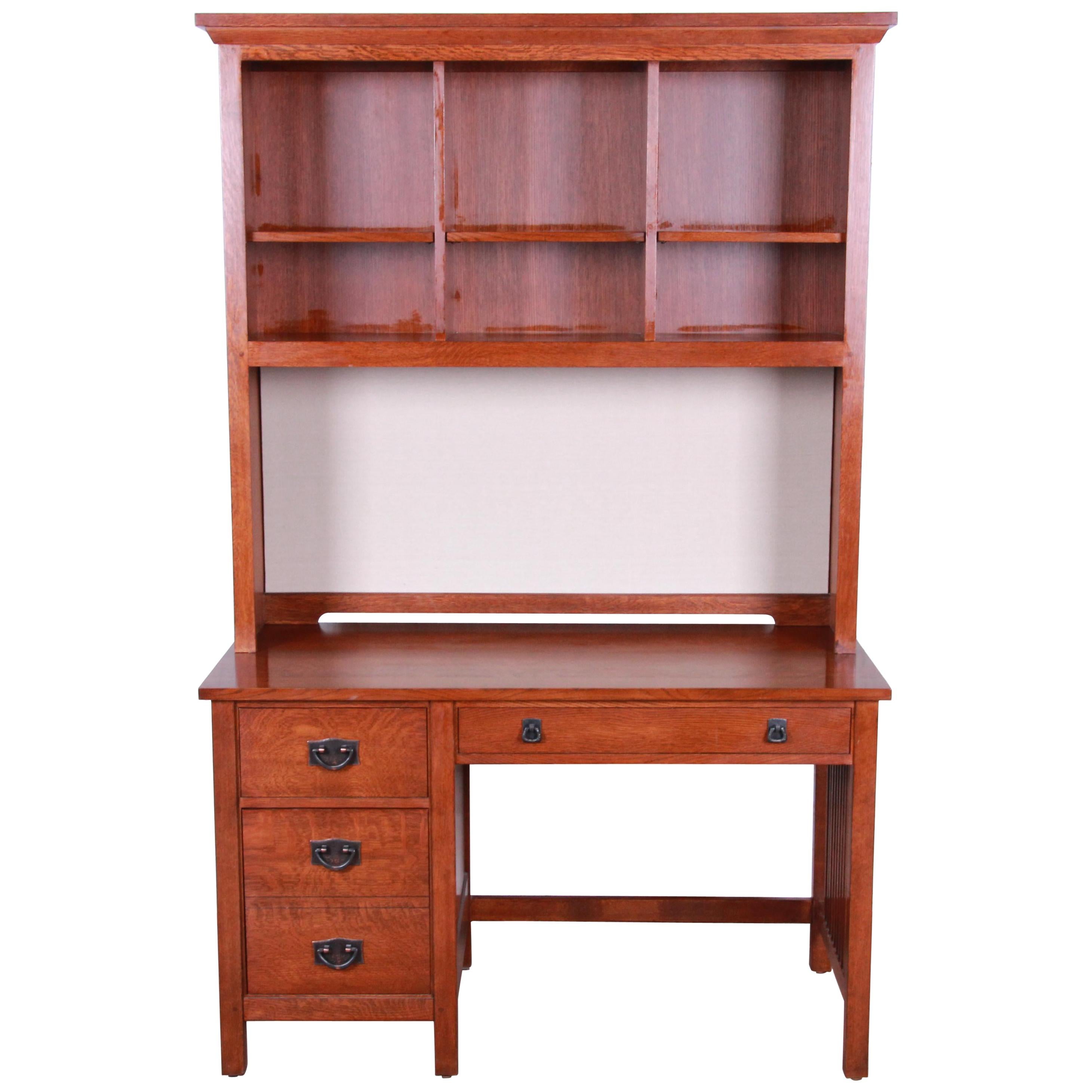 Stickley Mission Oak Desk With Lighted Hutch Top, 1990s