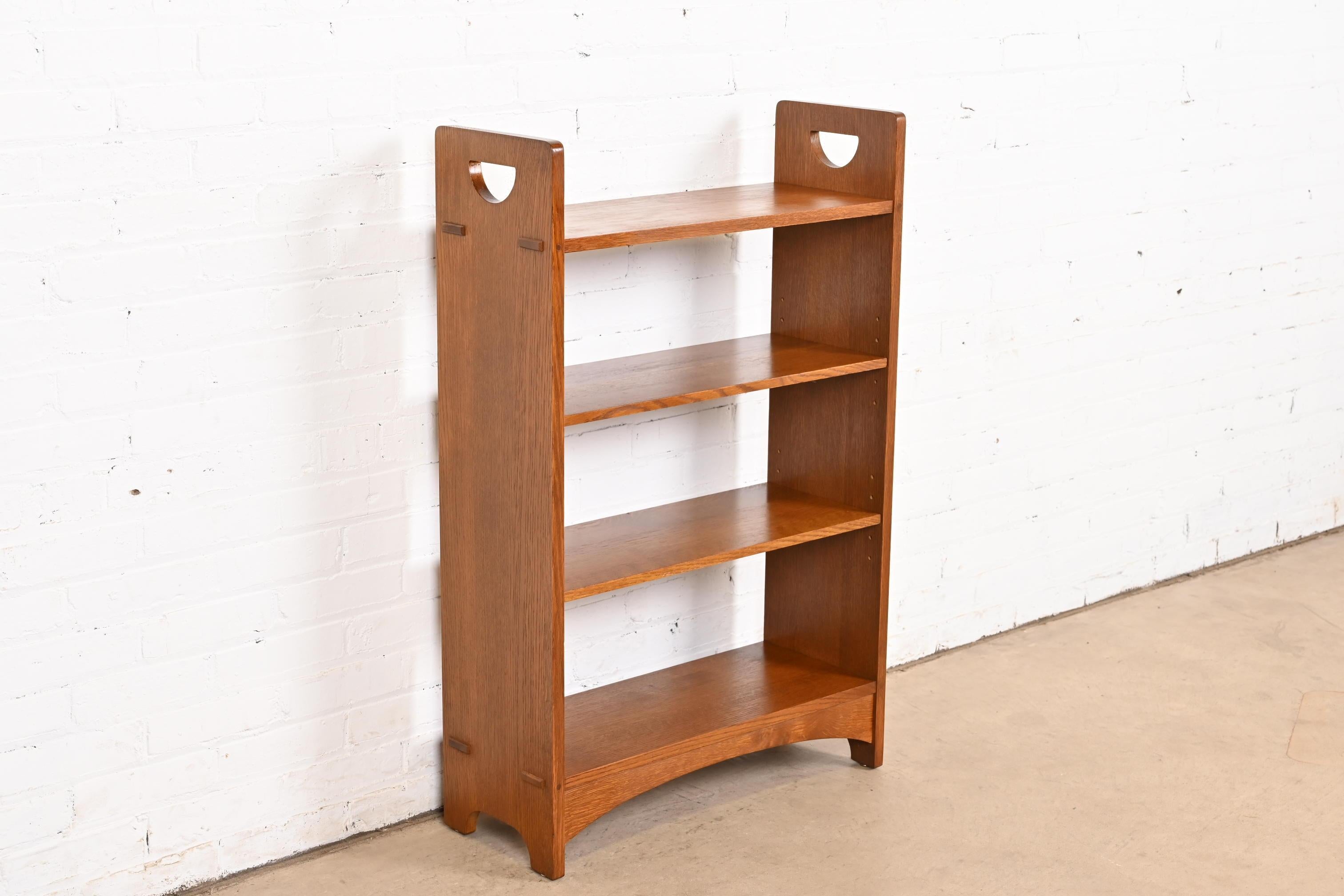Stickley Misson Eichenholz Arts & Crafts Bücherregal im Zustand „Gut“ im Angebot in South Bend, IN