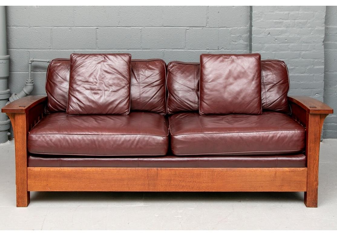 Stickley Oak Mission Oxblood Leather Orchard Street Sofa In Good Condition In Bridgeport, CT