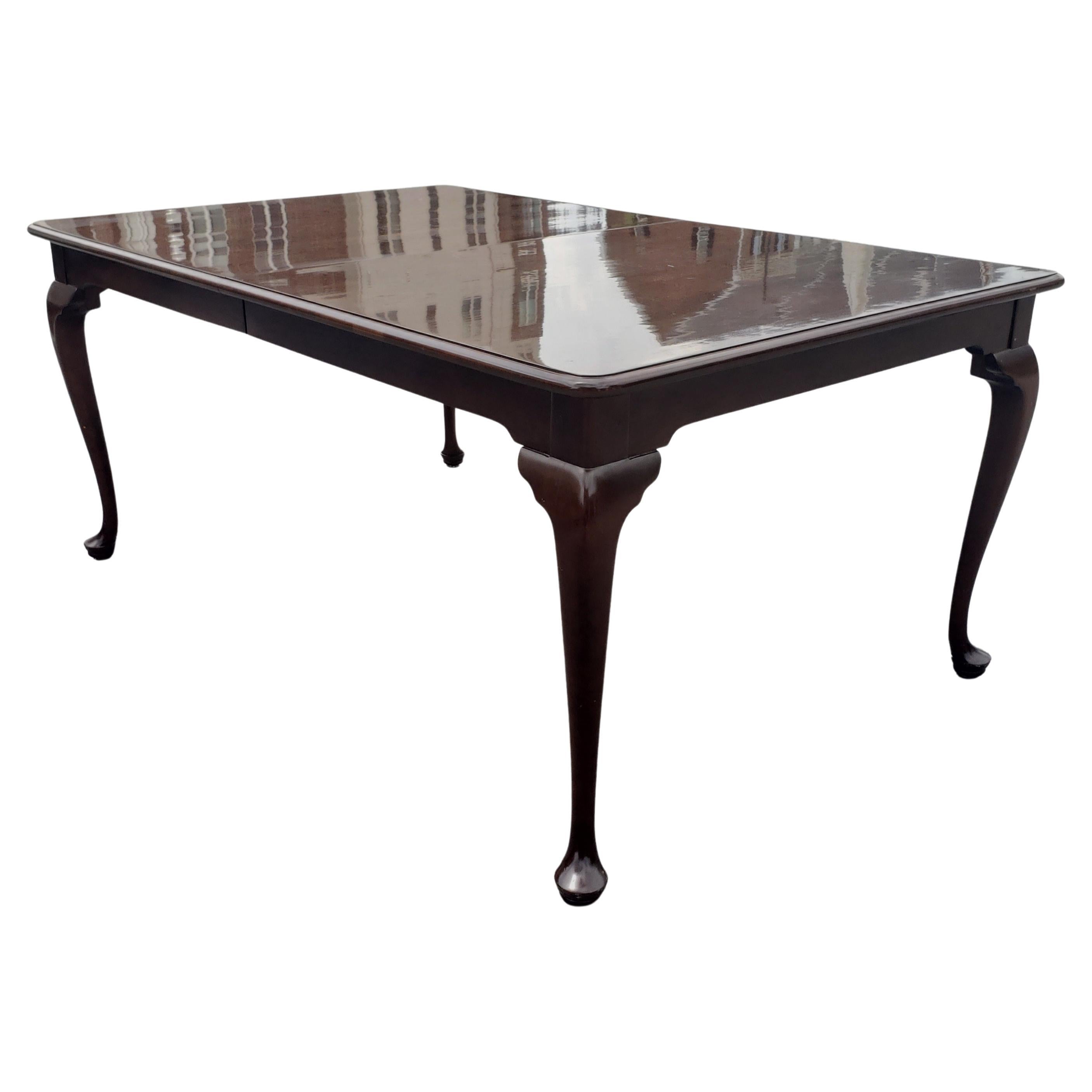 Stickley Queen-Anne Anniversary Cherry Dining Table, circa 1989 For Sale 3