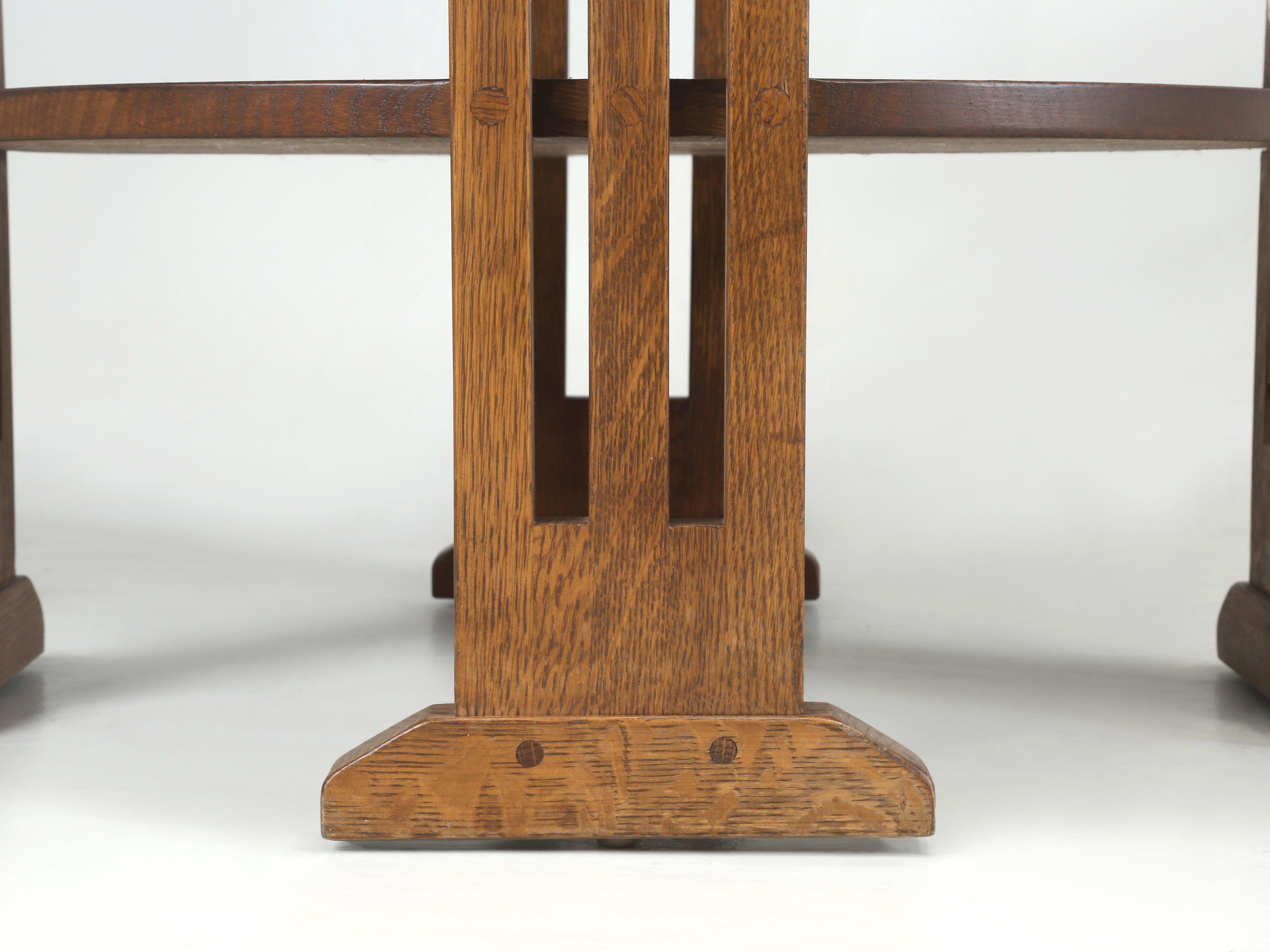 Stickley re-issue of their c1904 Occasional Mission Table or End Table in Oak. For Sale 7