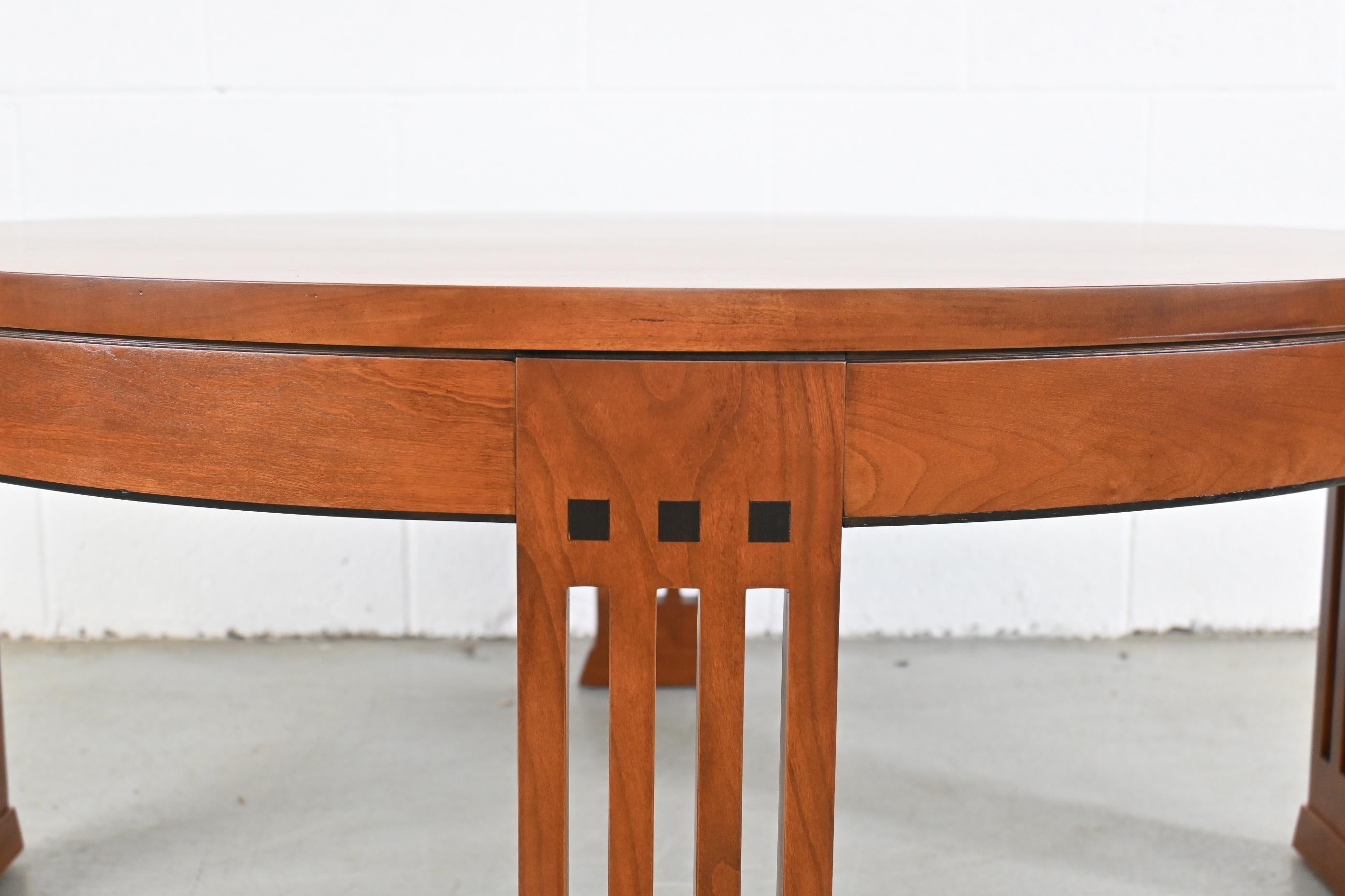 Stickley Round Cherry Mission Style Coffee Table, Newly Refinished In Good Condition In Morgan, UT