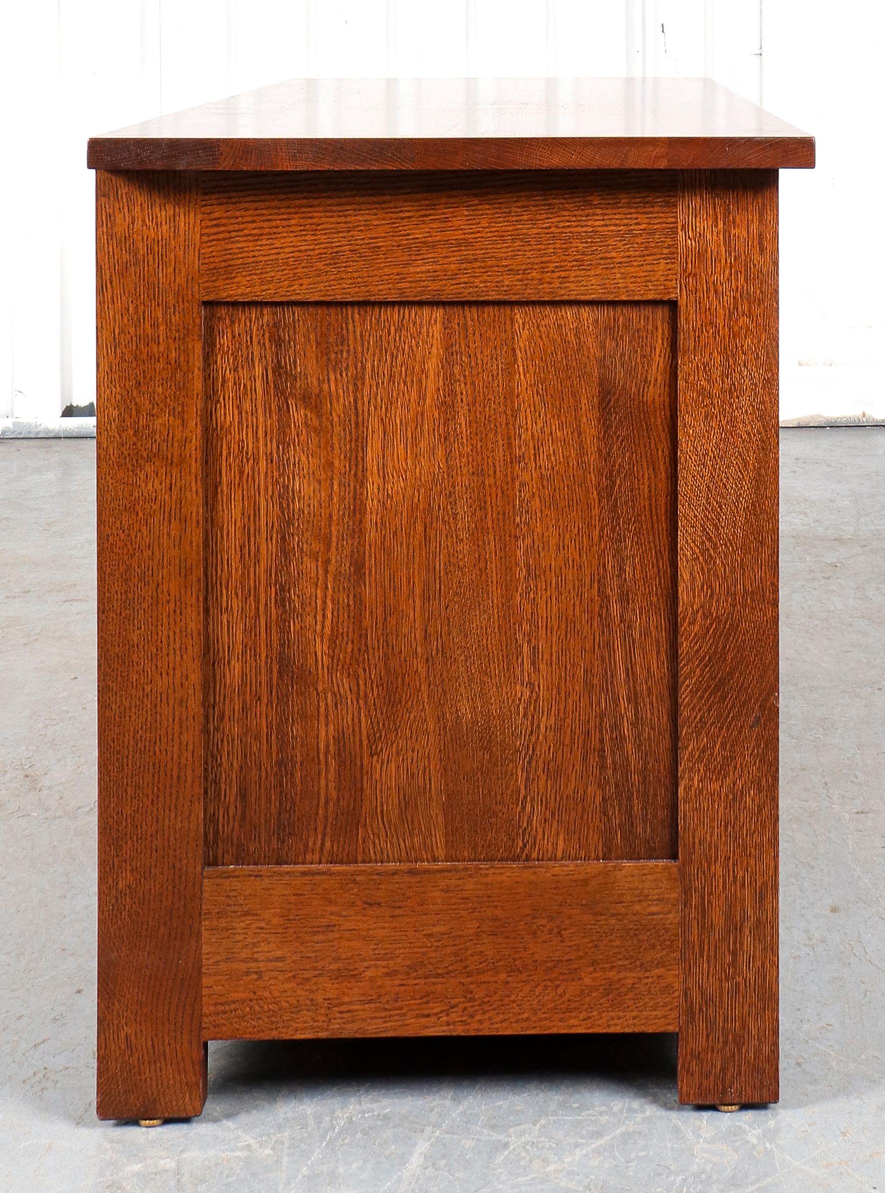 Stickley Sliding Door Console Cabinet 3