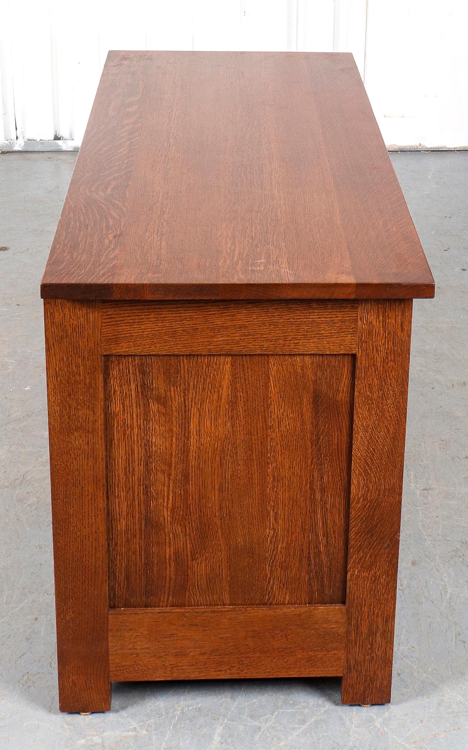 Stickley Sliding Door Console Cabinet 4