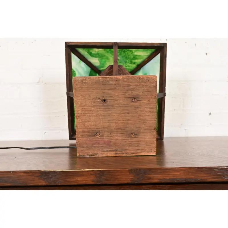 Stickley Style Antique Arts & Crafts Oak Table Lamp With Glass Shade, Circa 1920 For Sale 4