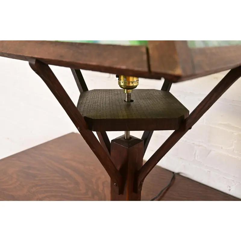 Stickley Style Antique Arts & Crafts Oak Table Lamp With Glass Shade, Circa 1920 For Sale 2