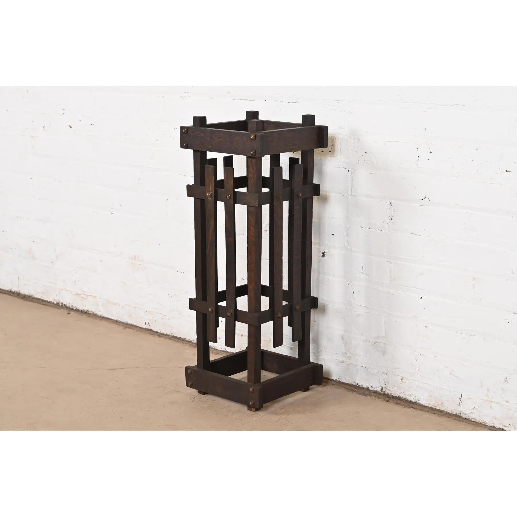 American Stickley Style Antique Mission Oak Arts & Crafts Umbrella Stand, Circa 1900 For Sale