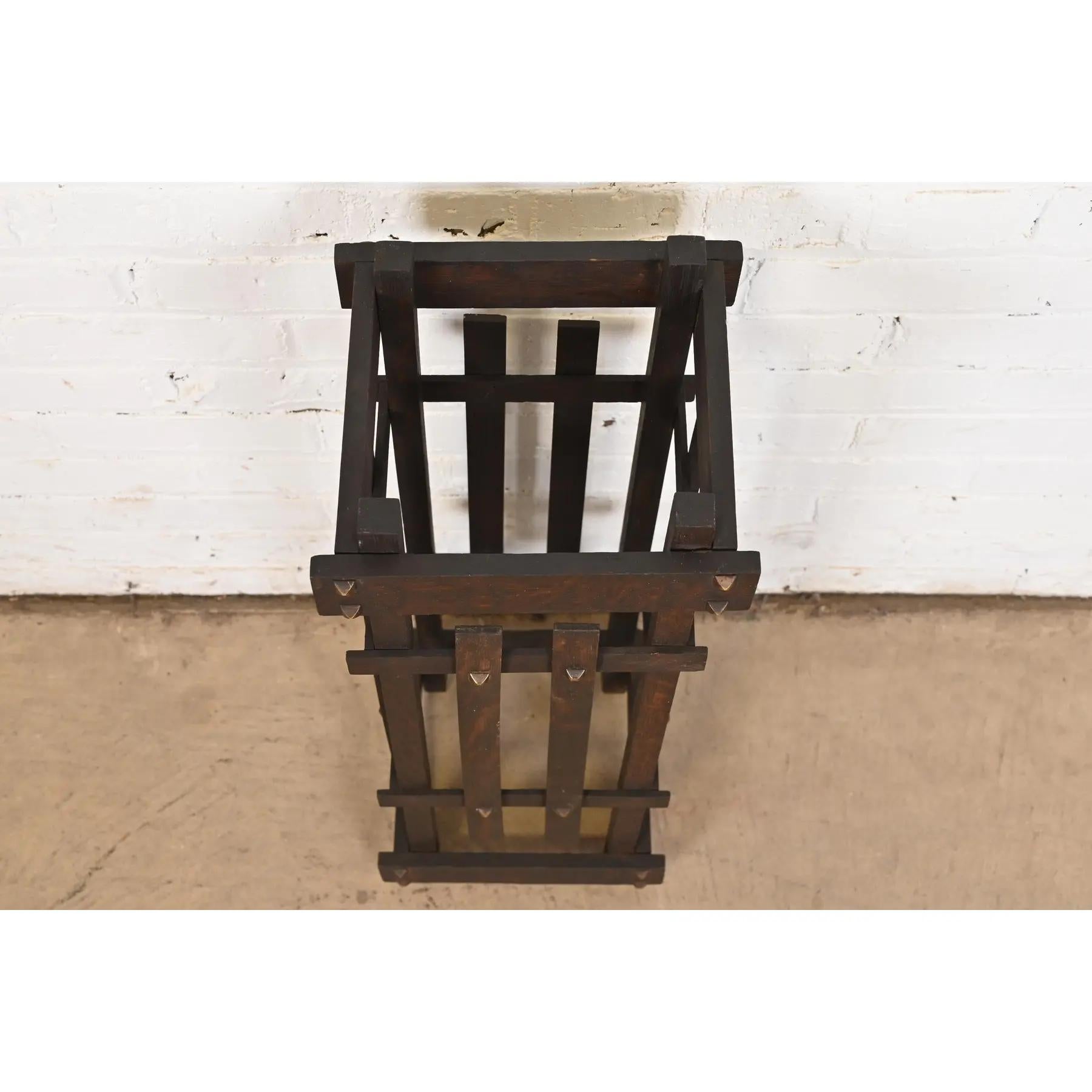 Early 20th Century Stickley Style Antique Mission Oak Arts & Crafts Umbrella Stand, Circa 1900 For Sale