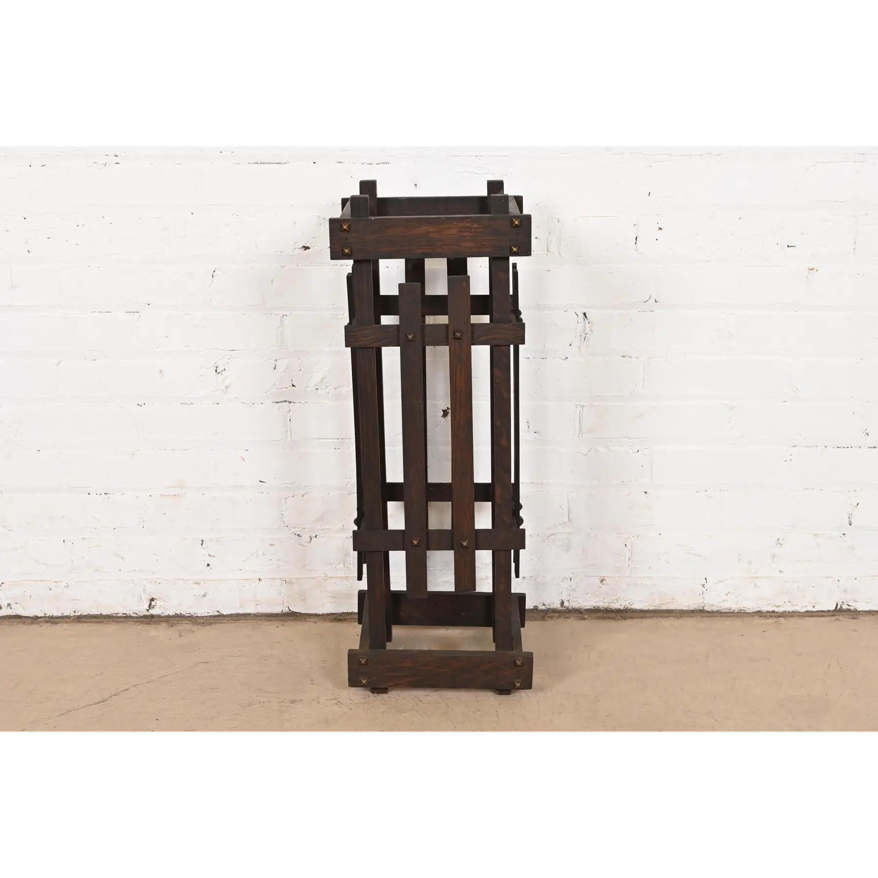 Stickley Style Antique Mission Oak Arts & Crafts Umbrella Stand, Circa 1900 For Sale 3