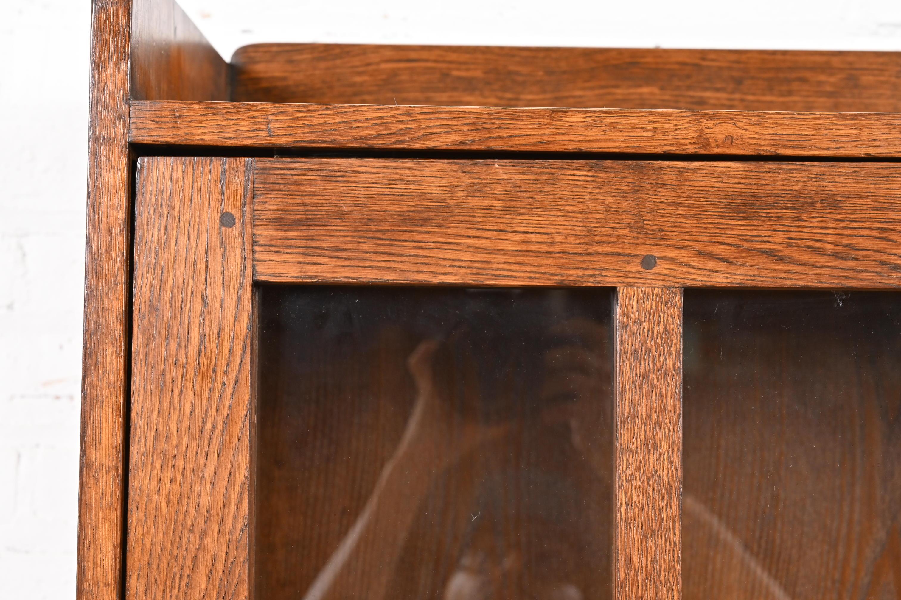 Mueble librería estilo Stickley Mission Oak Arts & Crafts en venta 2