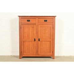 Libreria o mobile bar in Oak Mission Arts & Crafts in stile Stickley