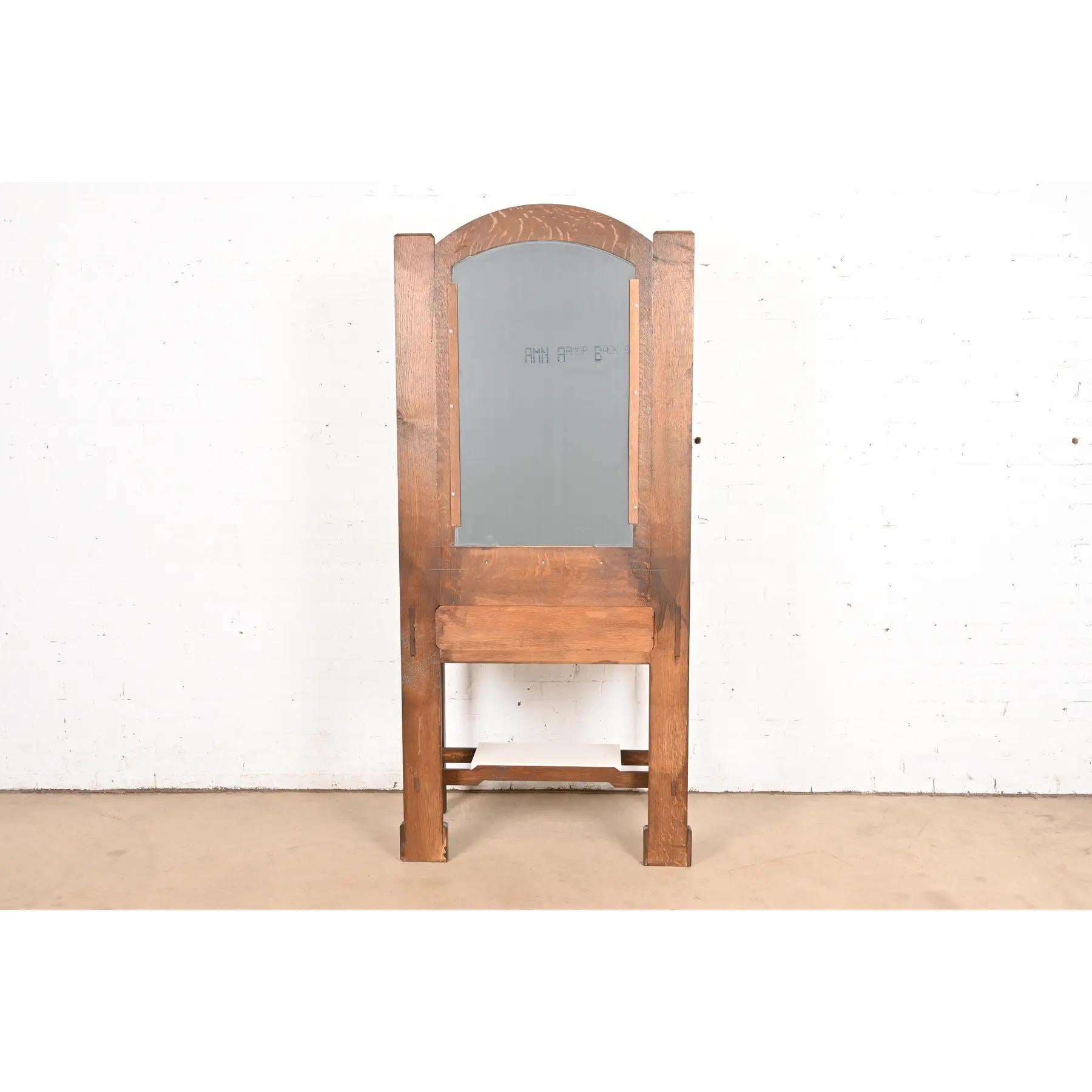 Stickley Style Mission Arts & Crafts Oak Dressing Table avec miroir en vente 3