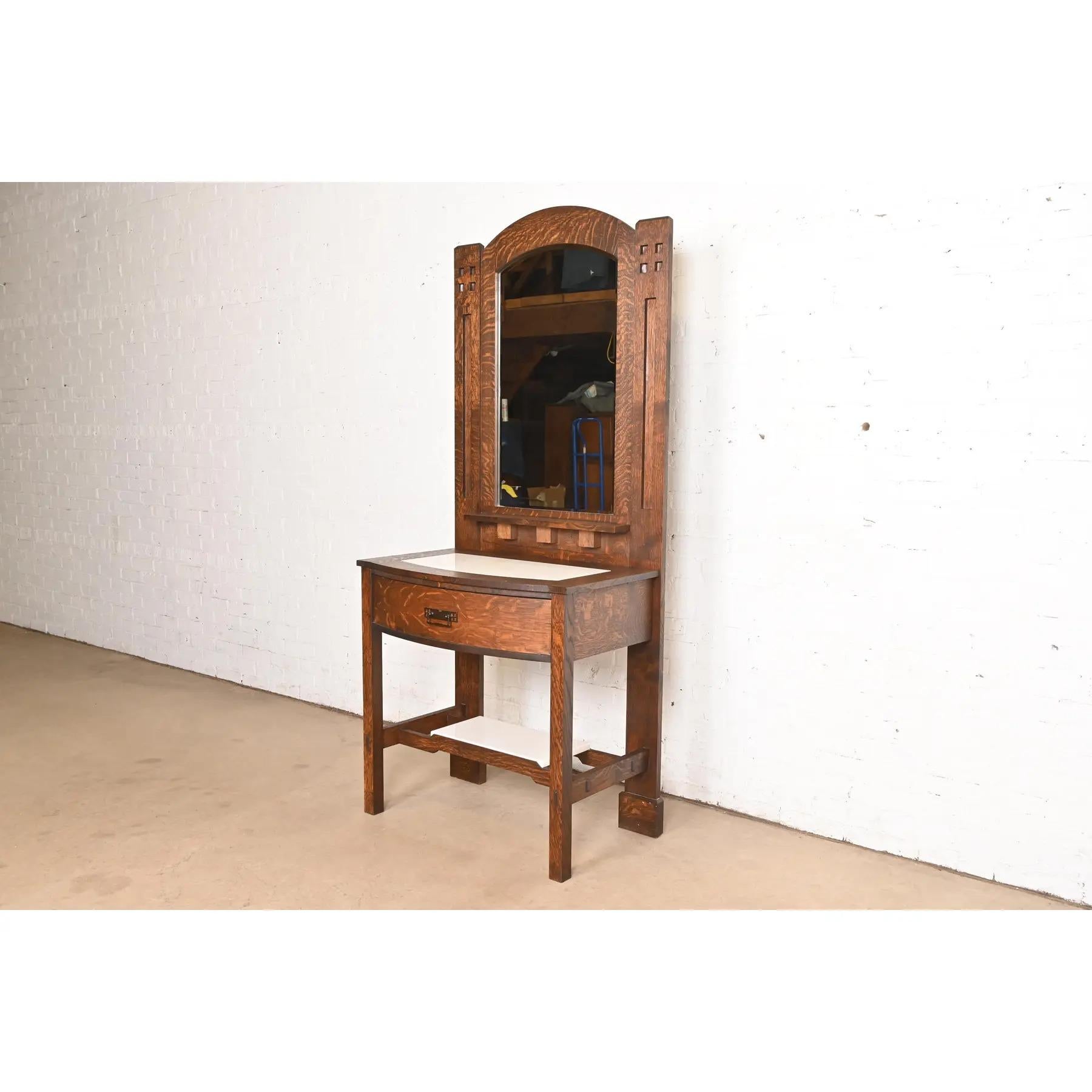 Américain Stickley Style Mission Arts & Crafts Oak Dressing Table avec miroir en vente
