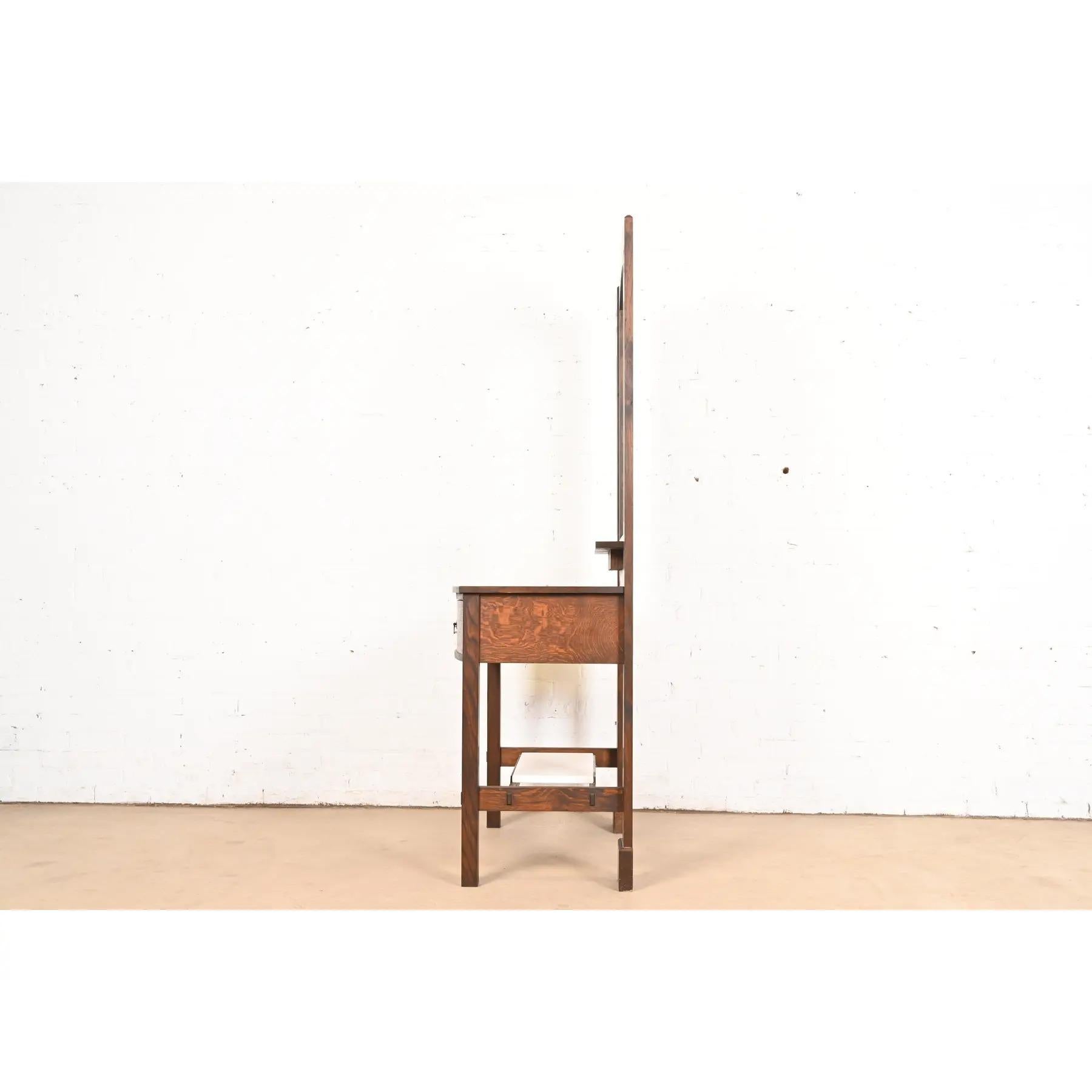 Stickley Style Mission Arts & Crafts Oak Dressing Table avec miroir en vente 2