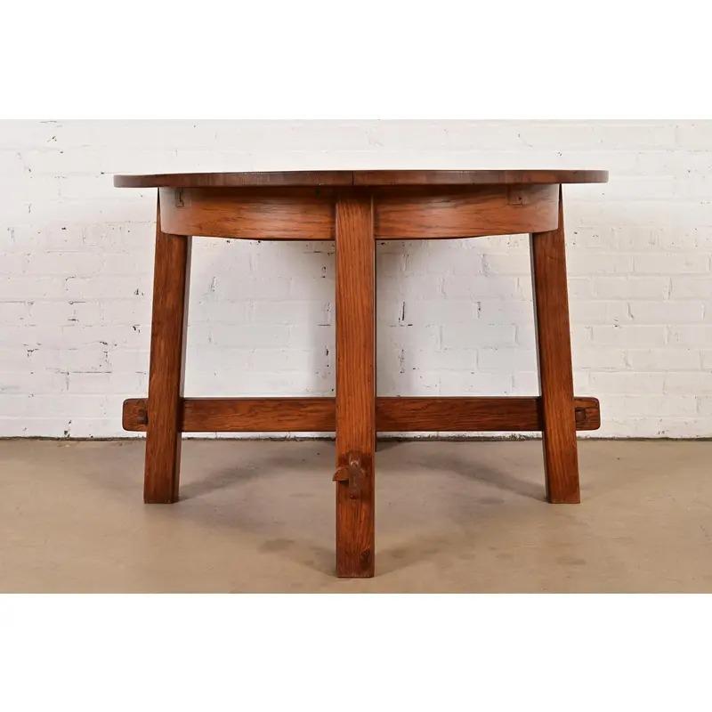 Arts and Crafts Table de salle à manger à rallonge en Oak Arts & Crafts de style Mission Stickley en vente