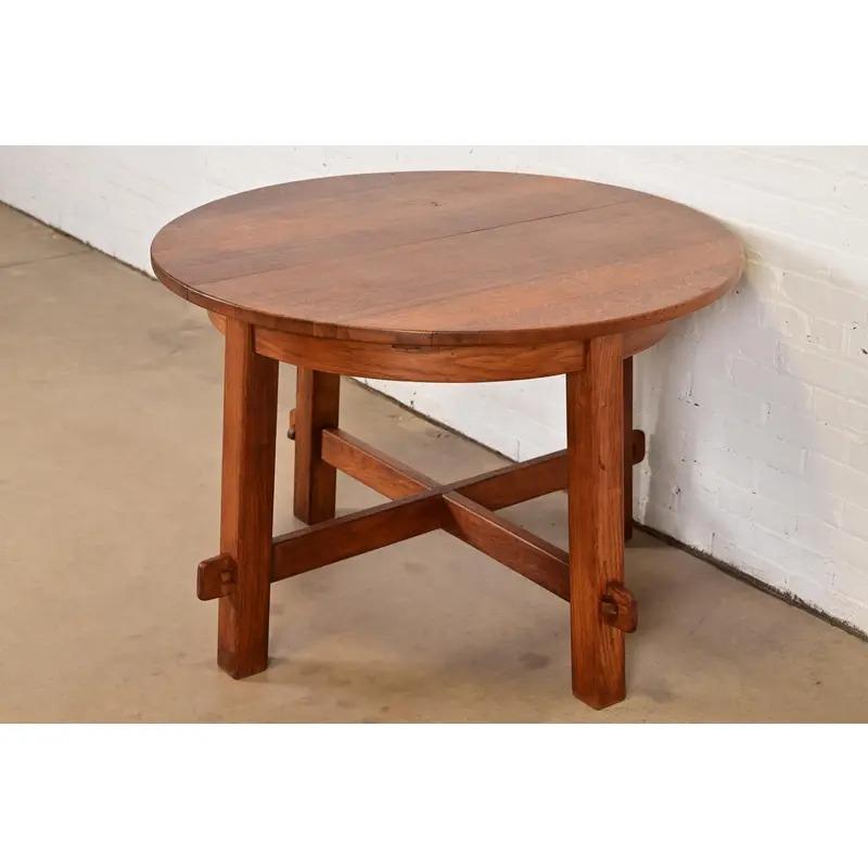 Américain Table de salle à manger à rallonge en Oak Arts & Crafts de style Mission Stickley en vente