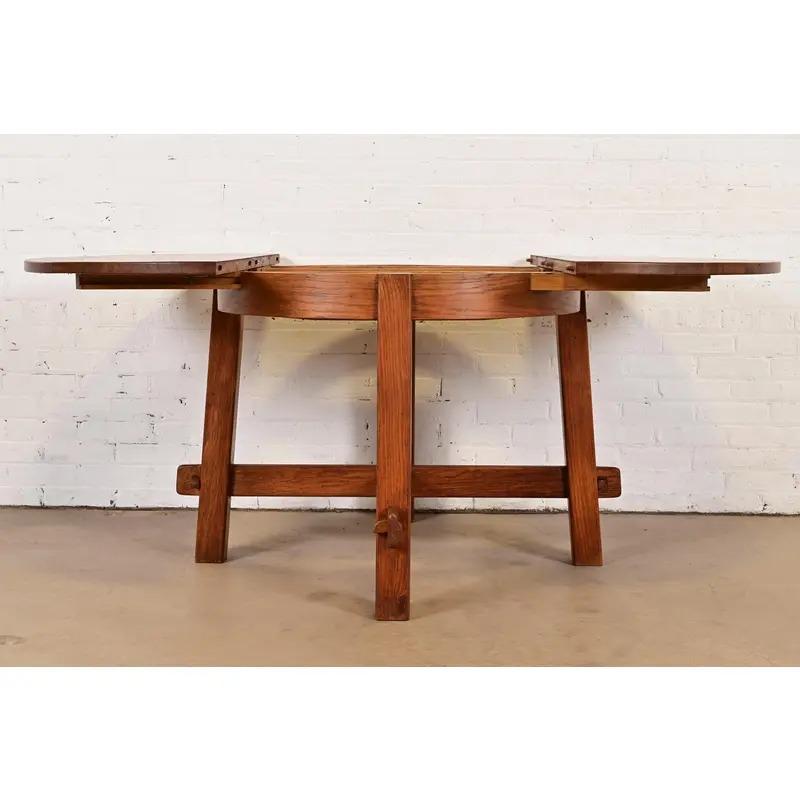 Chêne Table de salle à manger à rallonge en Oak Arts & Crafts de style Mission Stickley en vente
