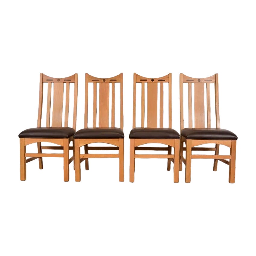 Stickley Style Mission Oak Arts 
Crafts Hohe Rückenlehne Esszimmerstühle, Satz von vier im Angebot