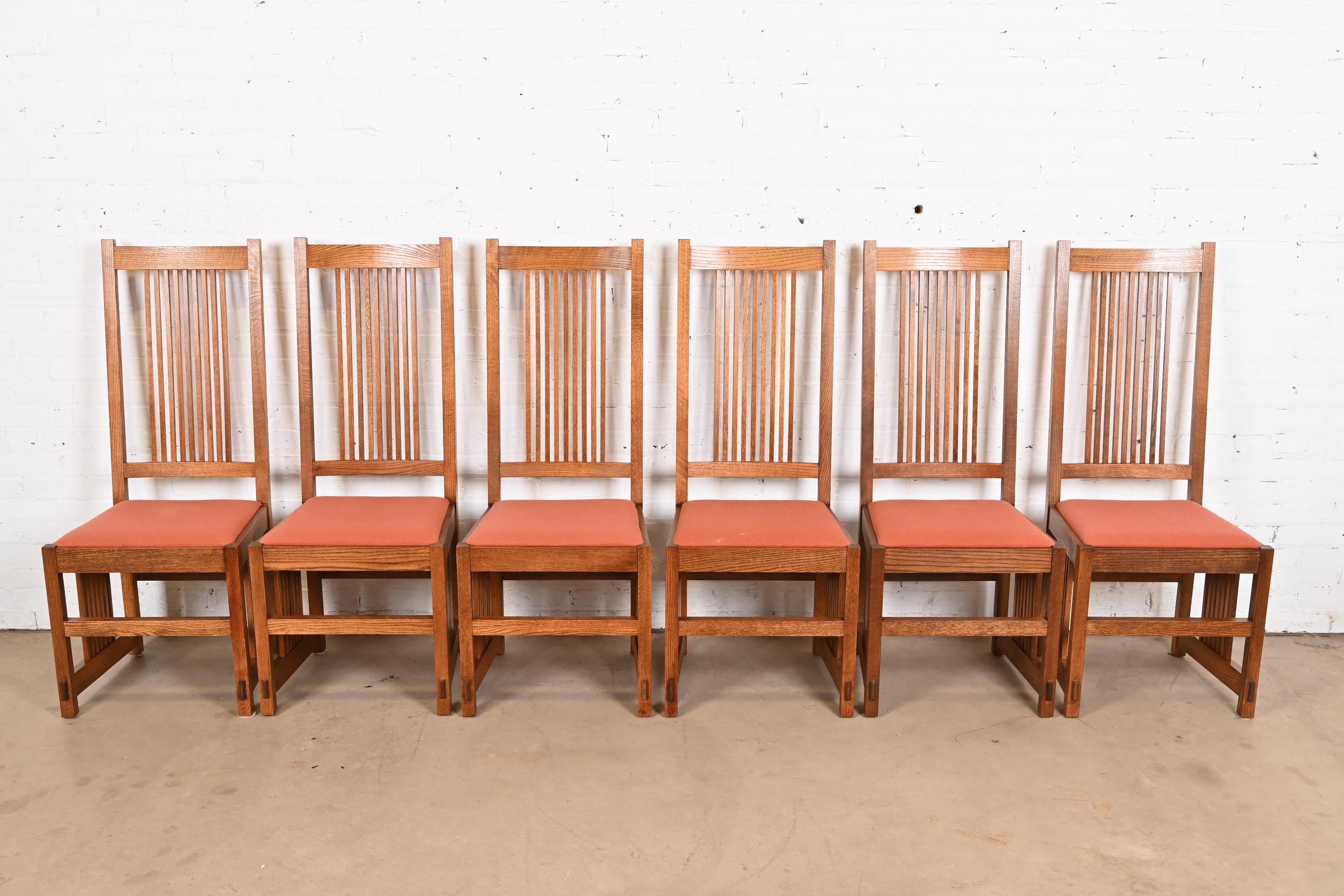 Sillas de Comedor de Husillo Alto Estilo Stickley Mission Oak Arts & Crafts Estadounidense