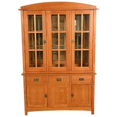 Stickley Style Mission Oak Arts & Crafts Lighted Breakfront Bookcase Cabinet