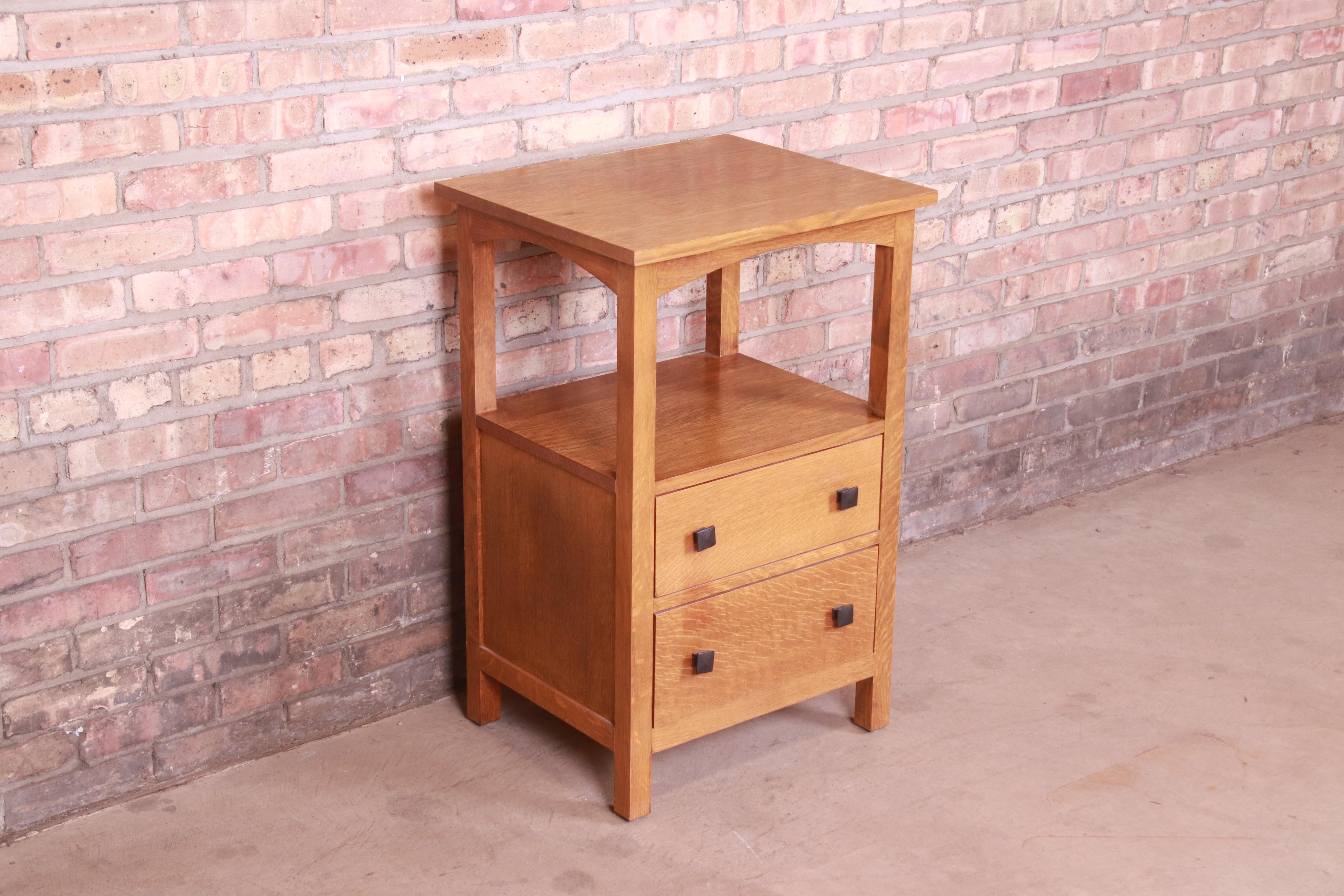 Unknown Stickley Style Mission Oak Arts & Crafts Nightstand