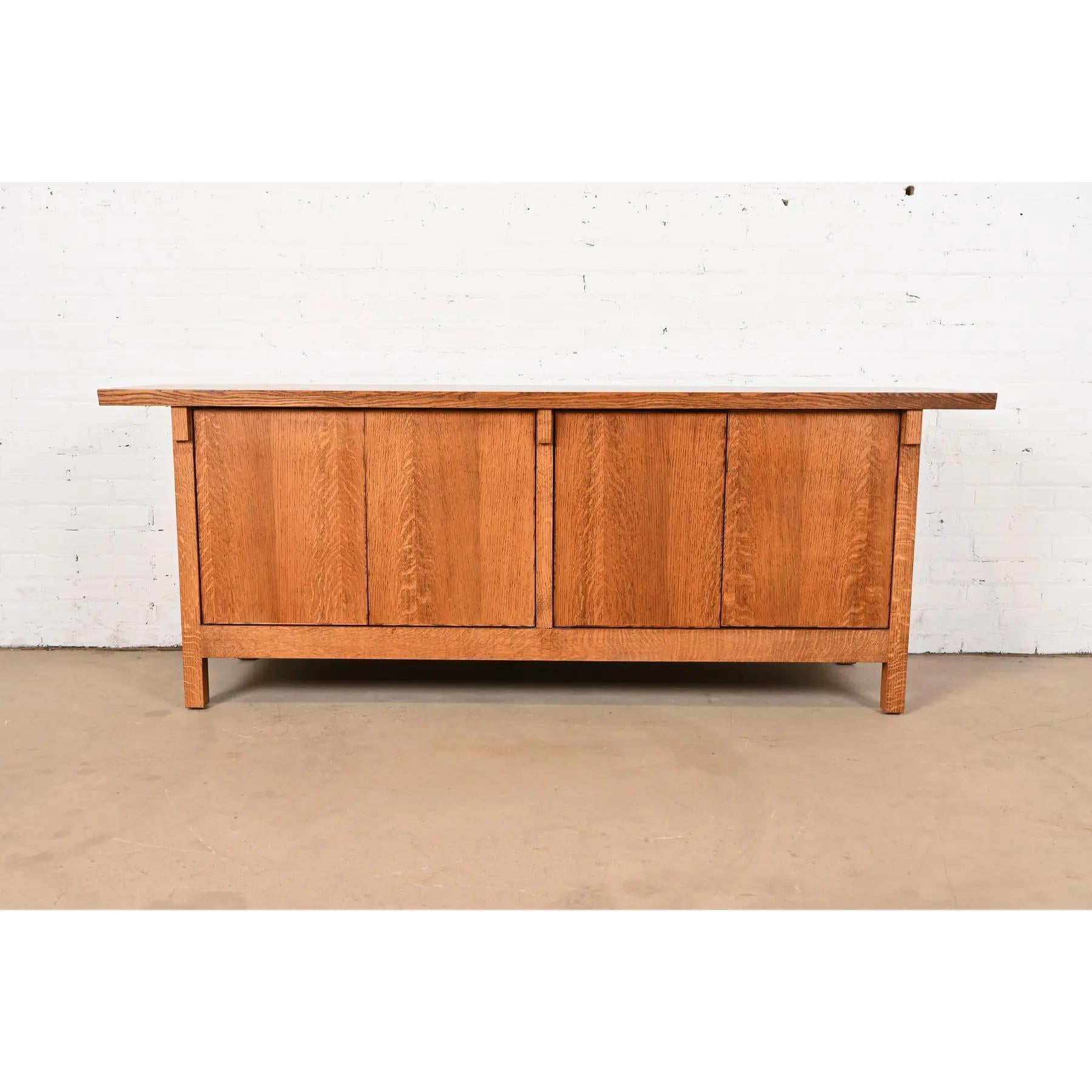Arts and Crafts Crédence ou meuble de bar Arts & Crafts Mission en chêne de style Stickley en vente