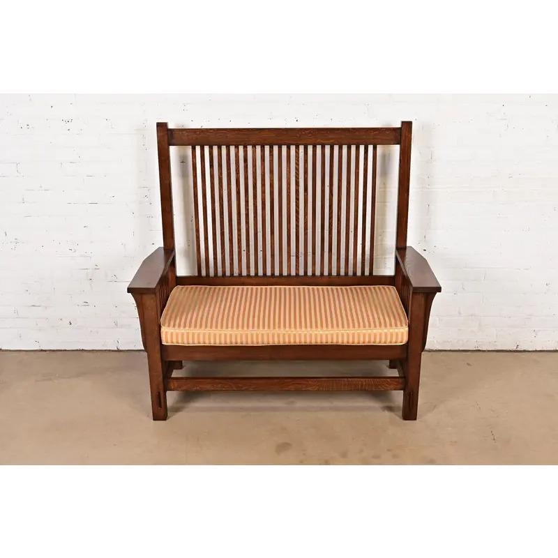 Stickley Style Mission Arts & Crafts Eiche Spindel Bank oder Settee (Arts and Crafts) im Angebot