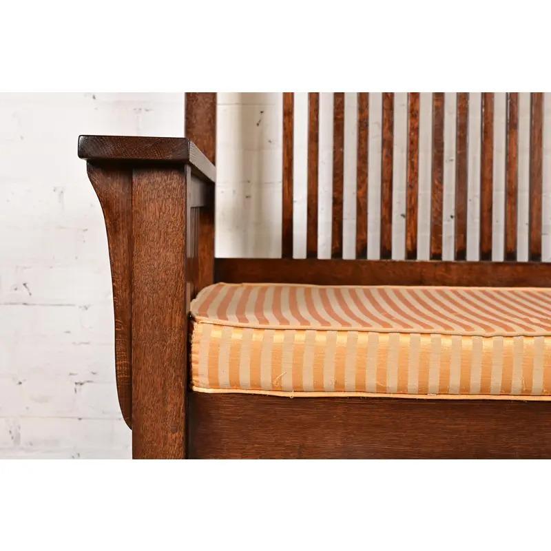 Stickley Style Mission Arts & Crafts Eiche Spindel Bank oder Settee im Angebot 1