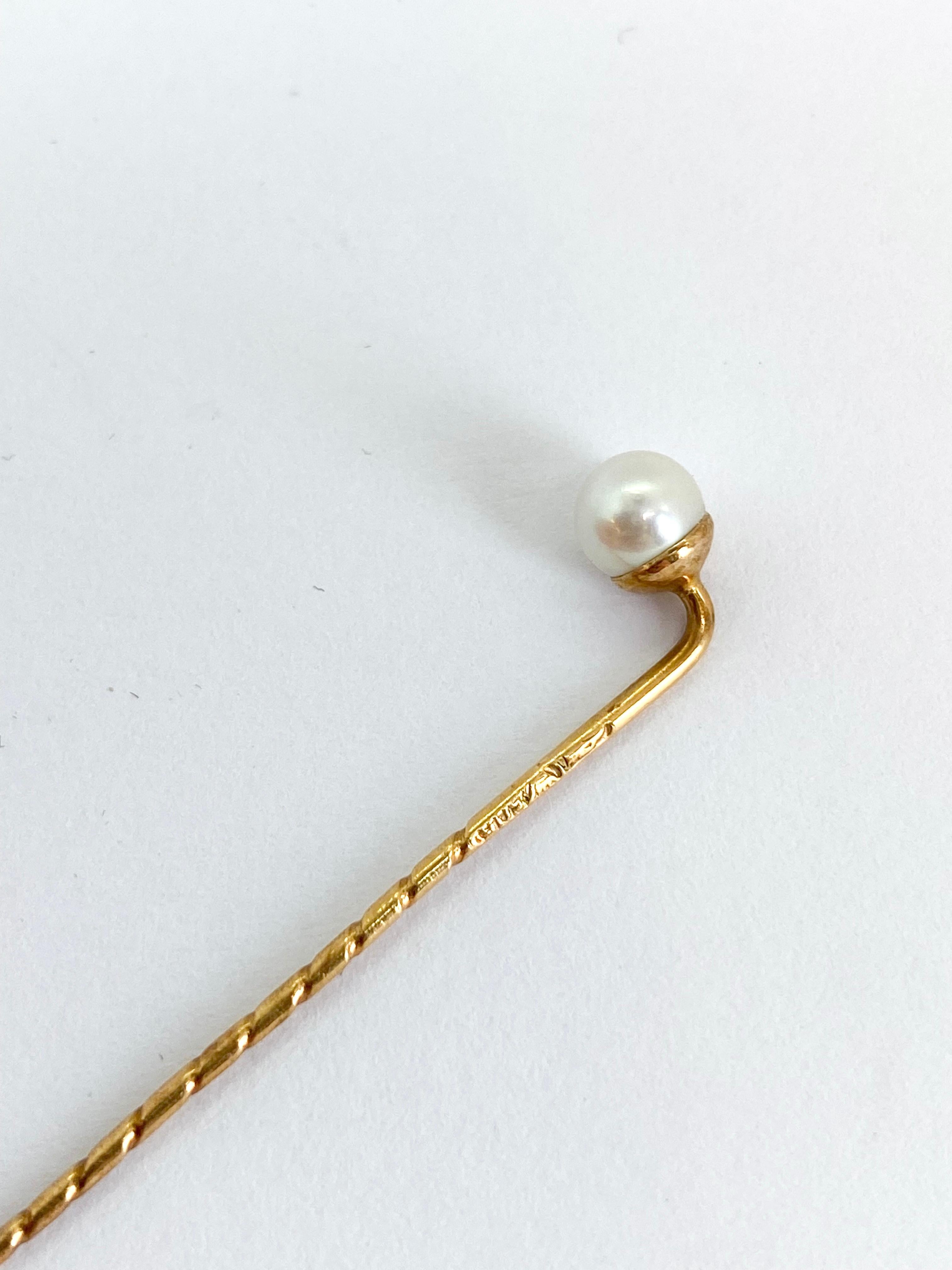 Modern Stickpin Gold and Pearl Finland For Sale