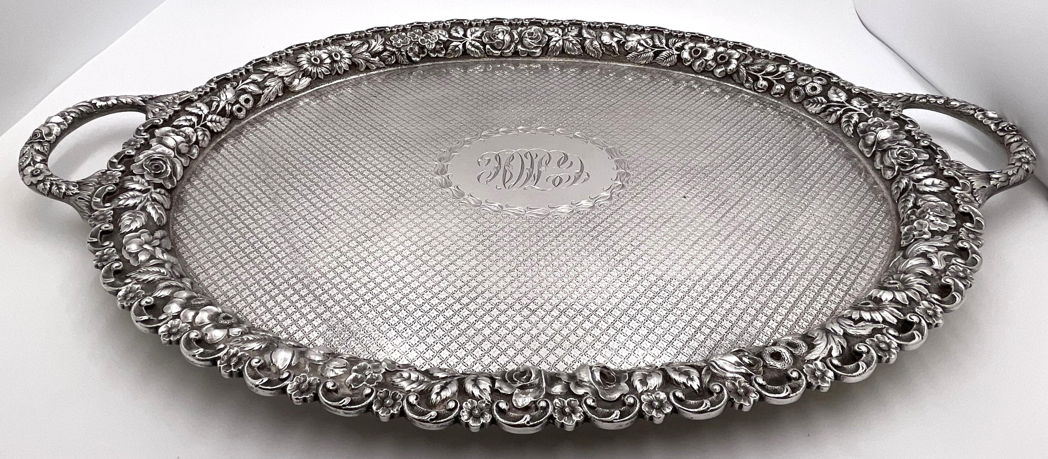 Service à thé et à café 5 pièces en argent sterling A Silver #1100 à motif repoussé en vente 10