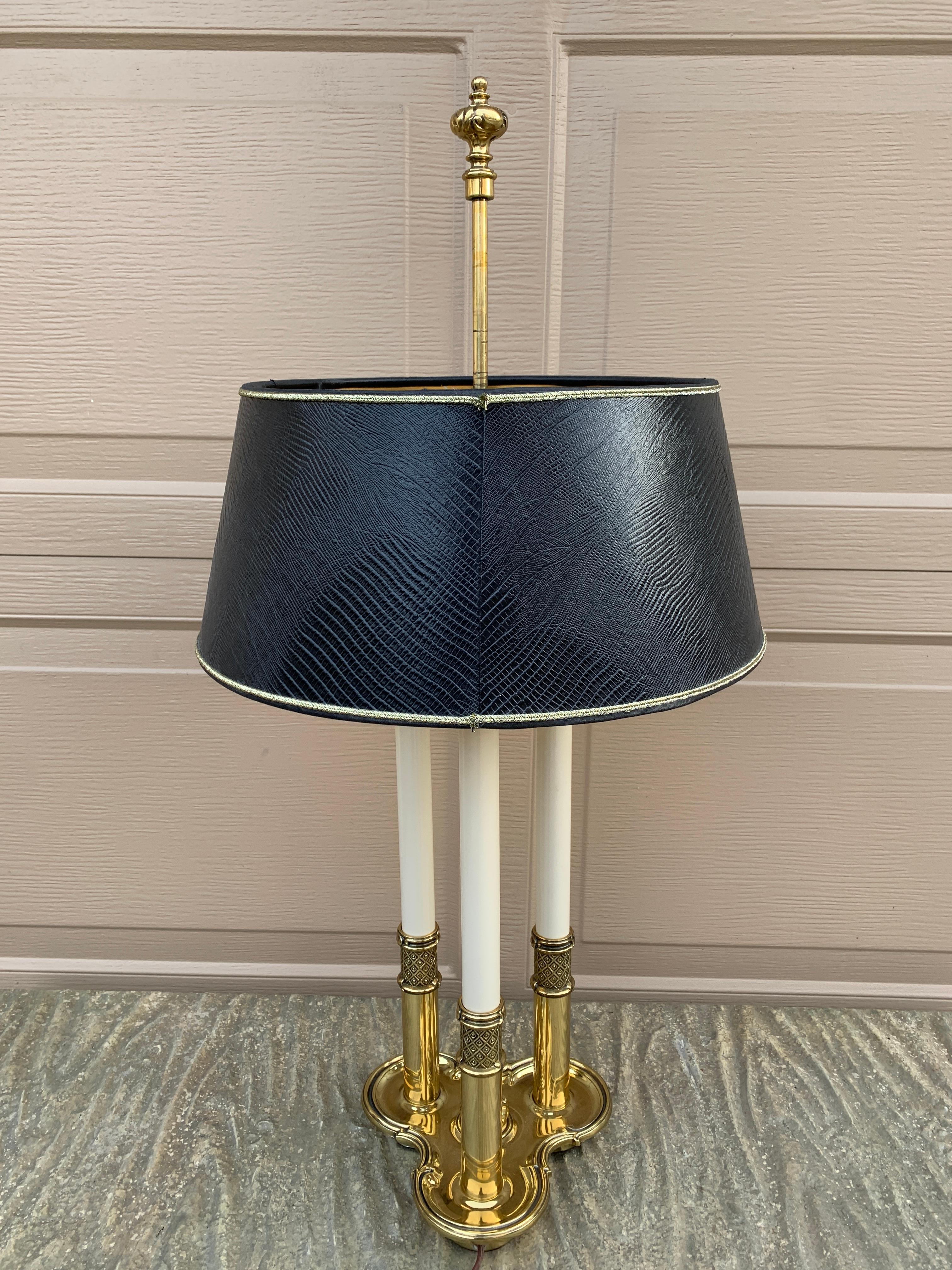 Lampada Bouillotte di Stiffel in ottone con paralume in finta pelle di coccodrillo nera in vendita 5