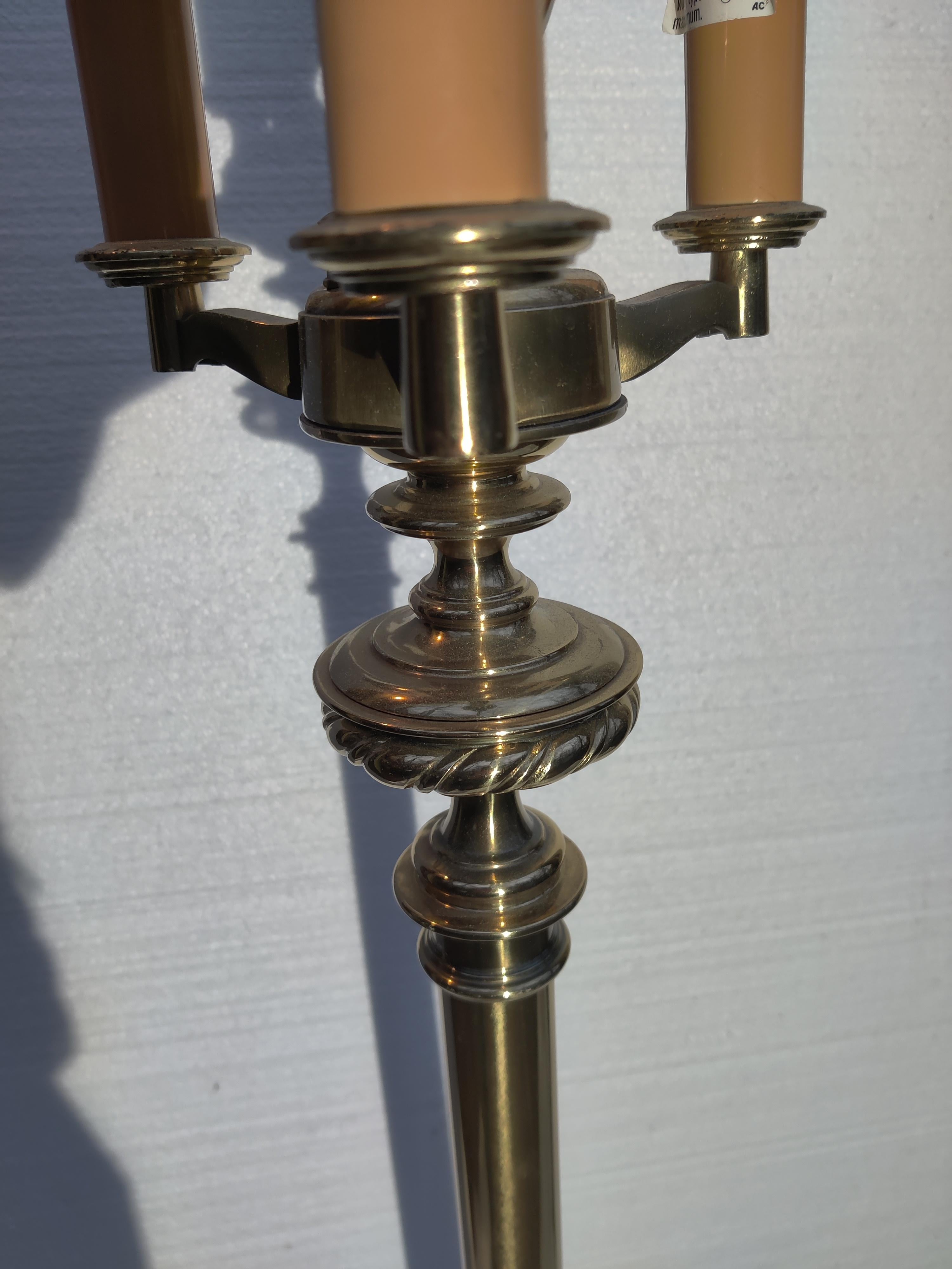 Stiffel Brass Floor Lamp In Good Condition For Sale In Cincinnati, OH