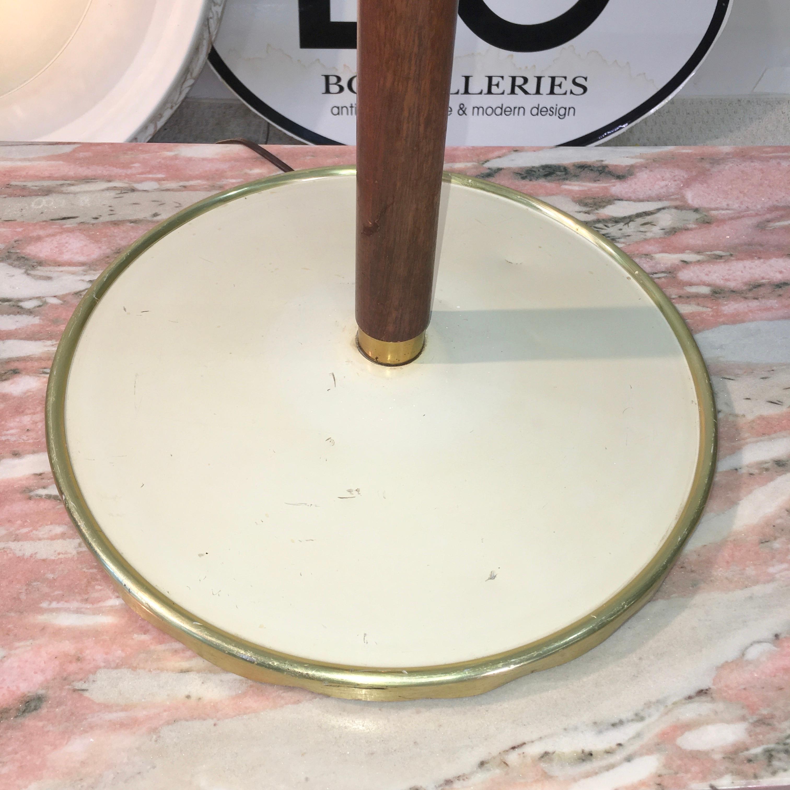 Stiffel Brass and Walnut Floor Lamp 5