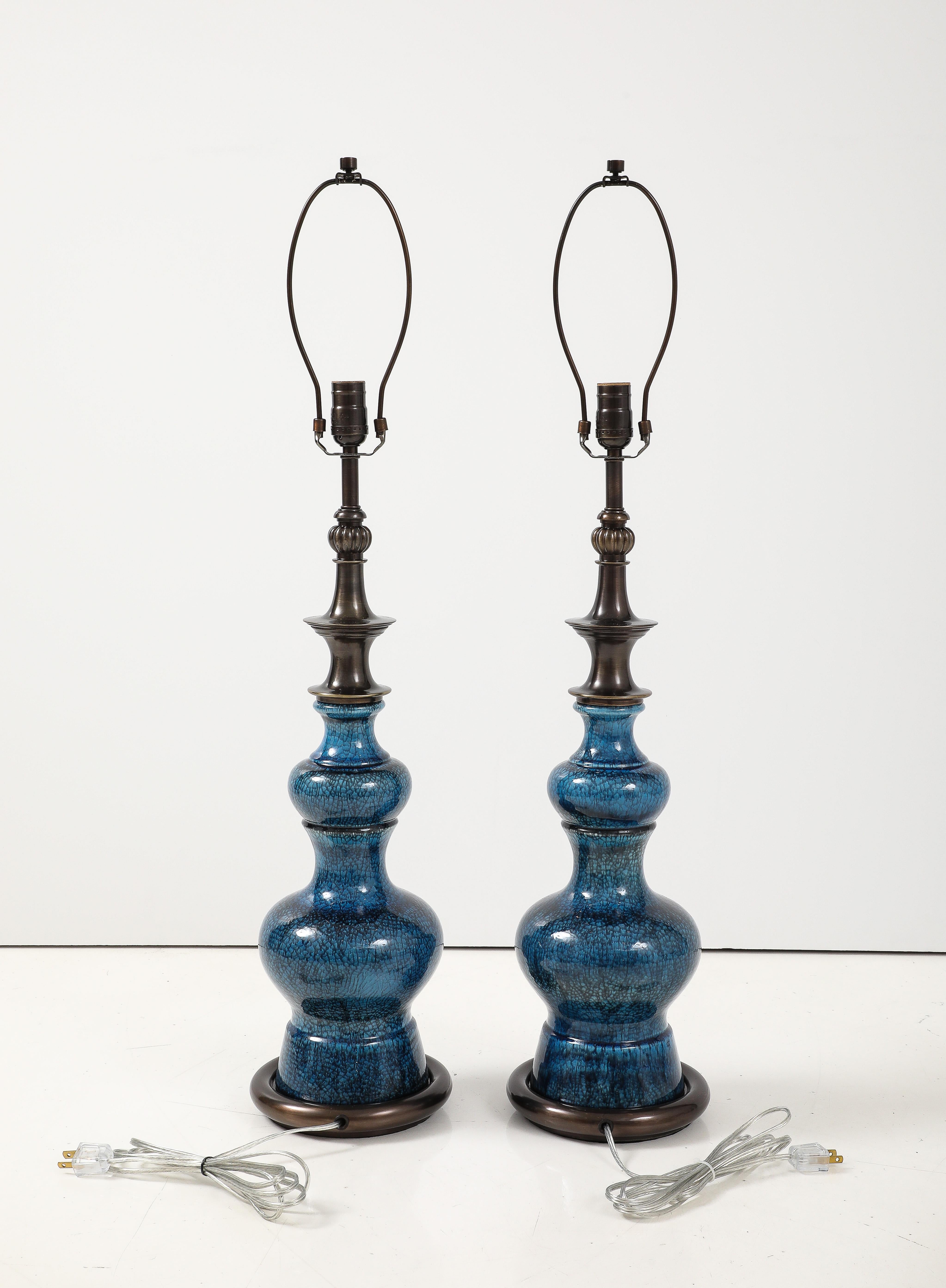 Stiffel Bronce, Lámparas de Porcelana Azul Moderno de mediados de siglo en venta