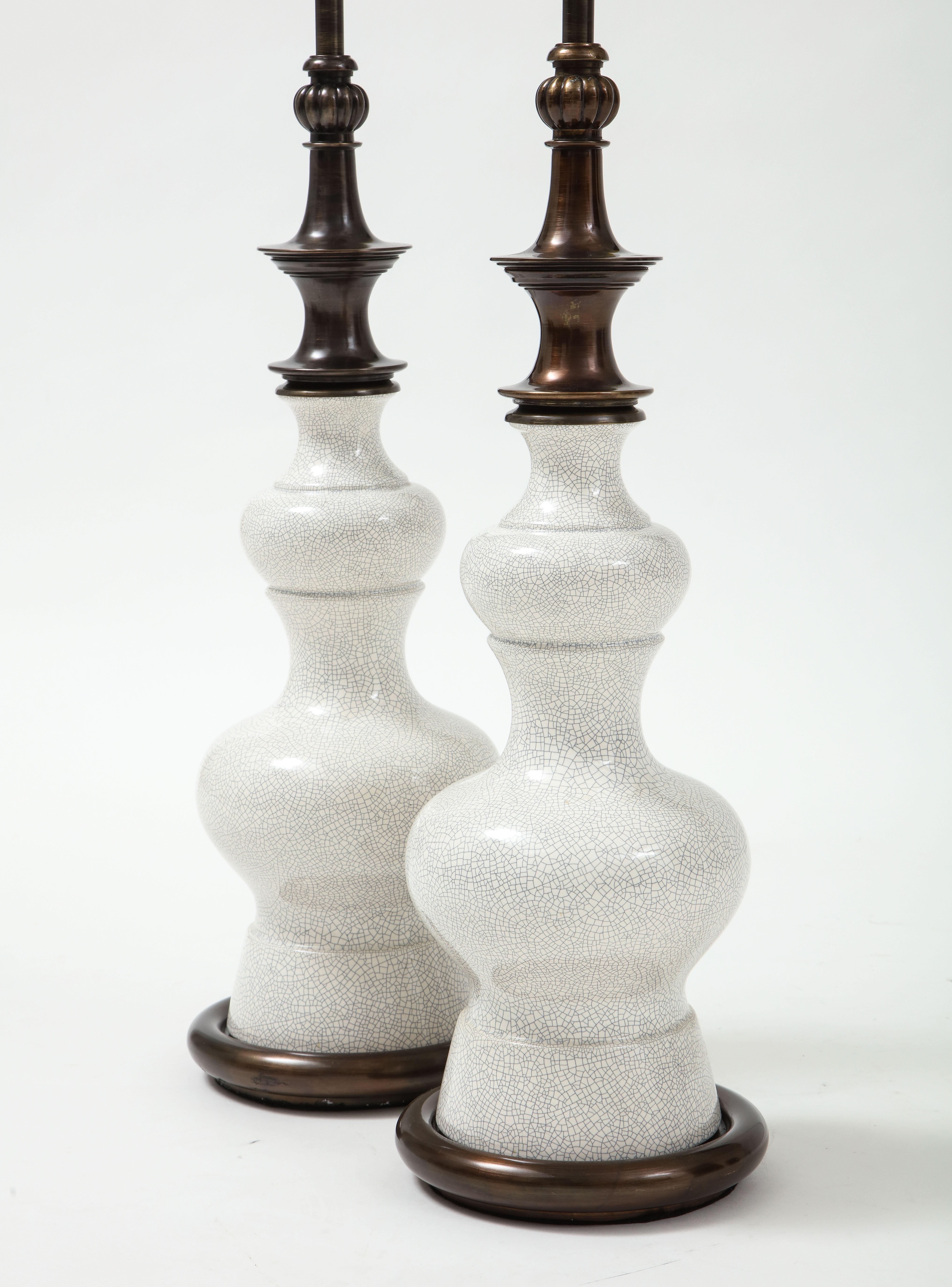 Nordamericano Lampade Stiffel in bronzo e porcellana screpolata in vendita