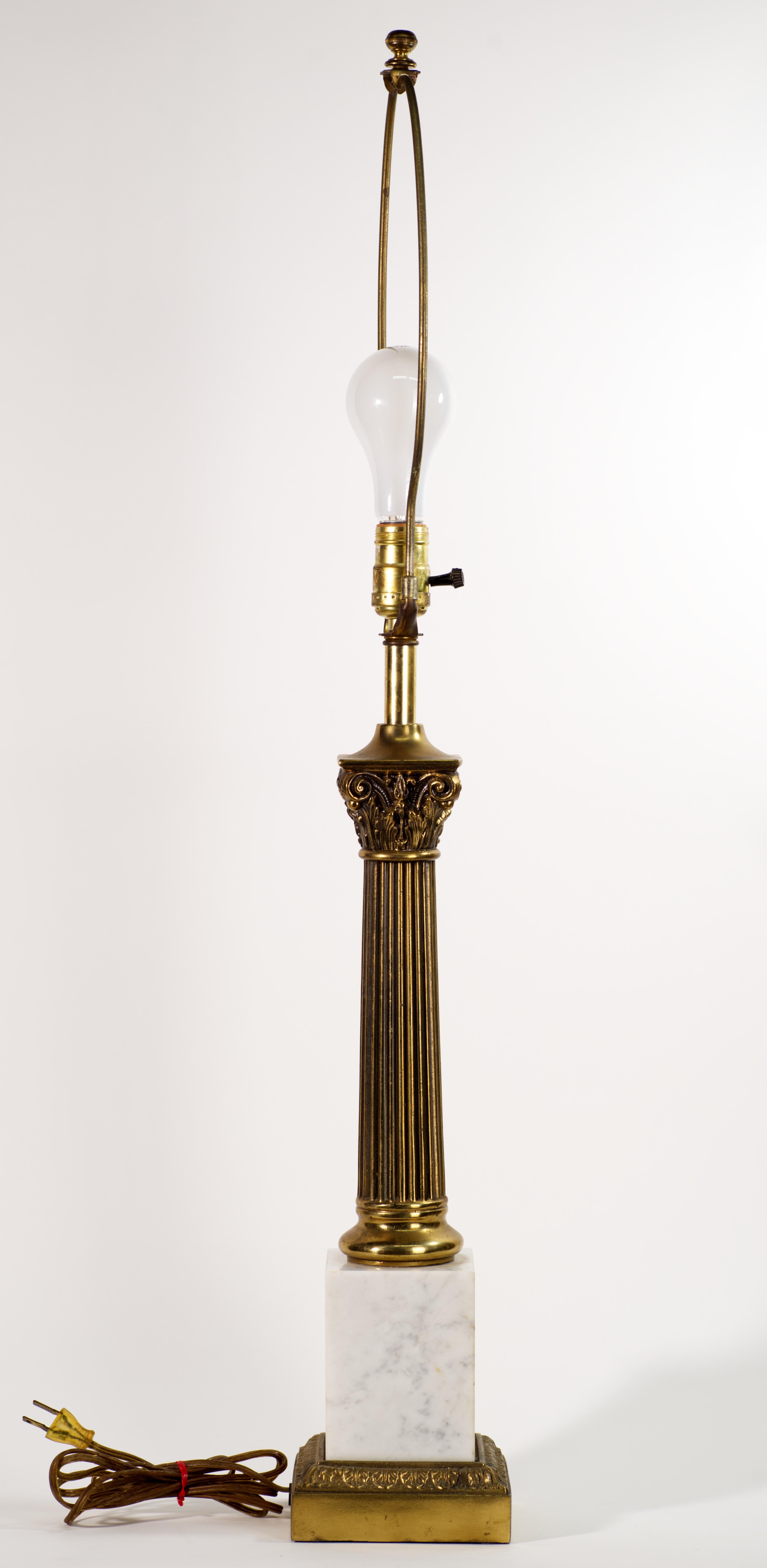 American Stiffel Hollywood Regency Obelisk Table Lamp, Brass and Marble For Sale