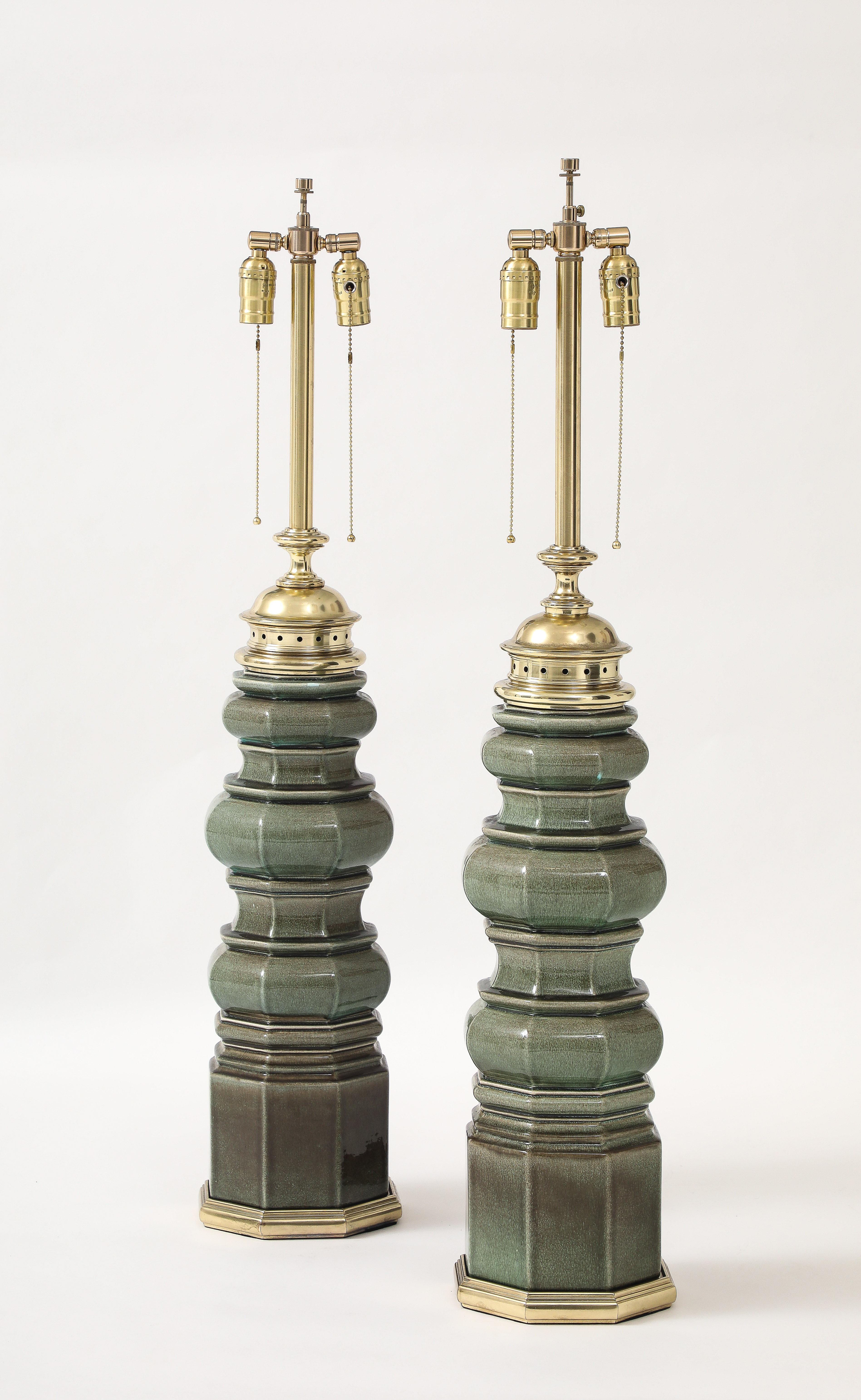 Stiffel Jade Grün Porzellan Lampen (Moderne der Mitte des Jahrhunderts) im Angebot