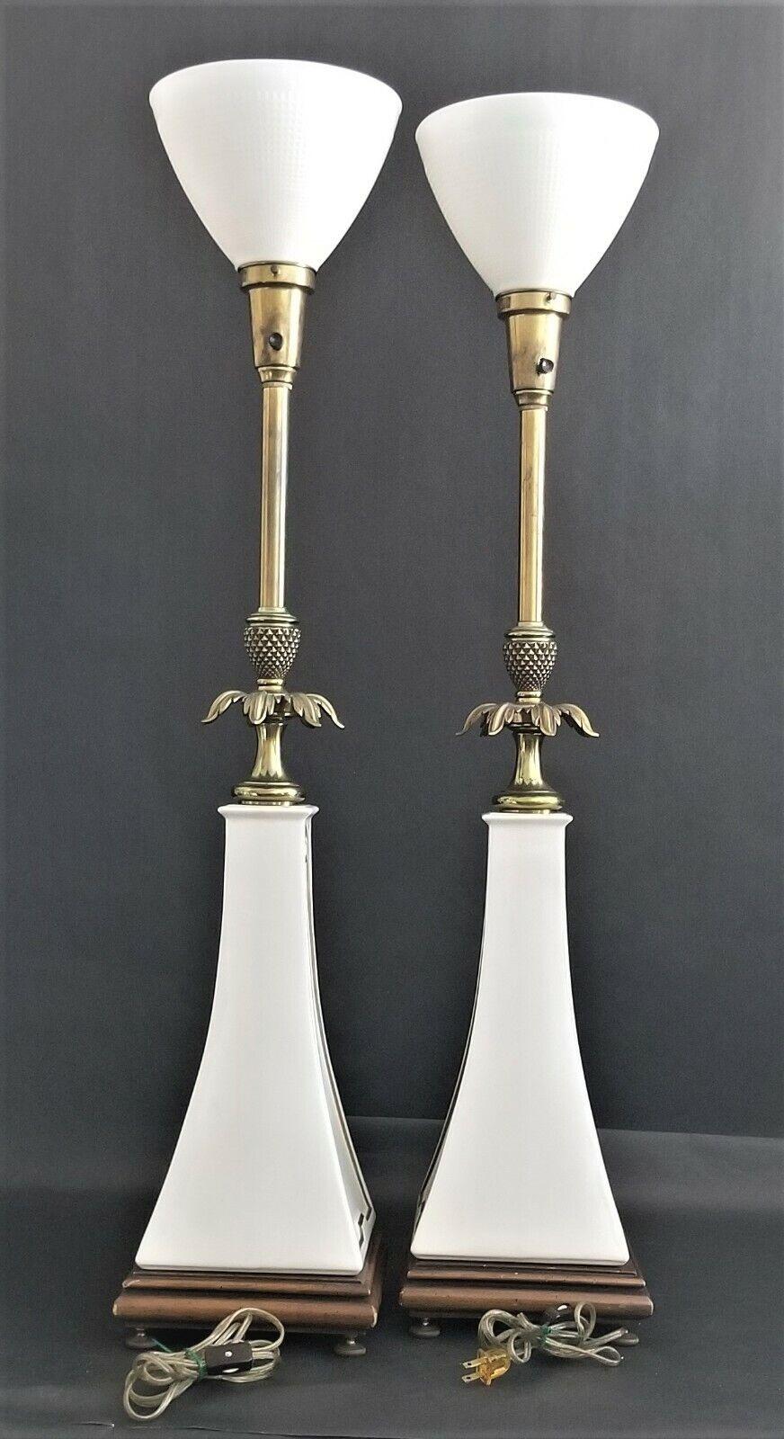 20th Century Stiffel Lenox Obelisk Torchier Porcelain and Brass Table Lamps For Sale