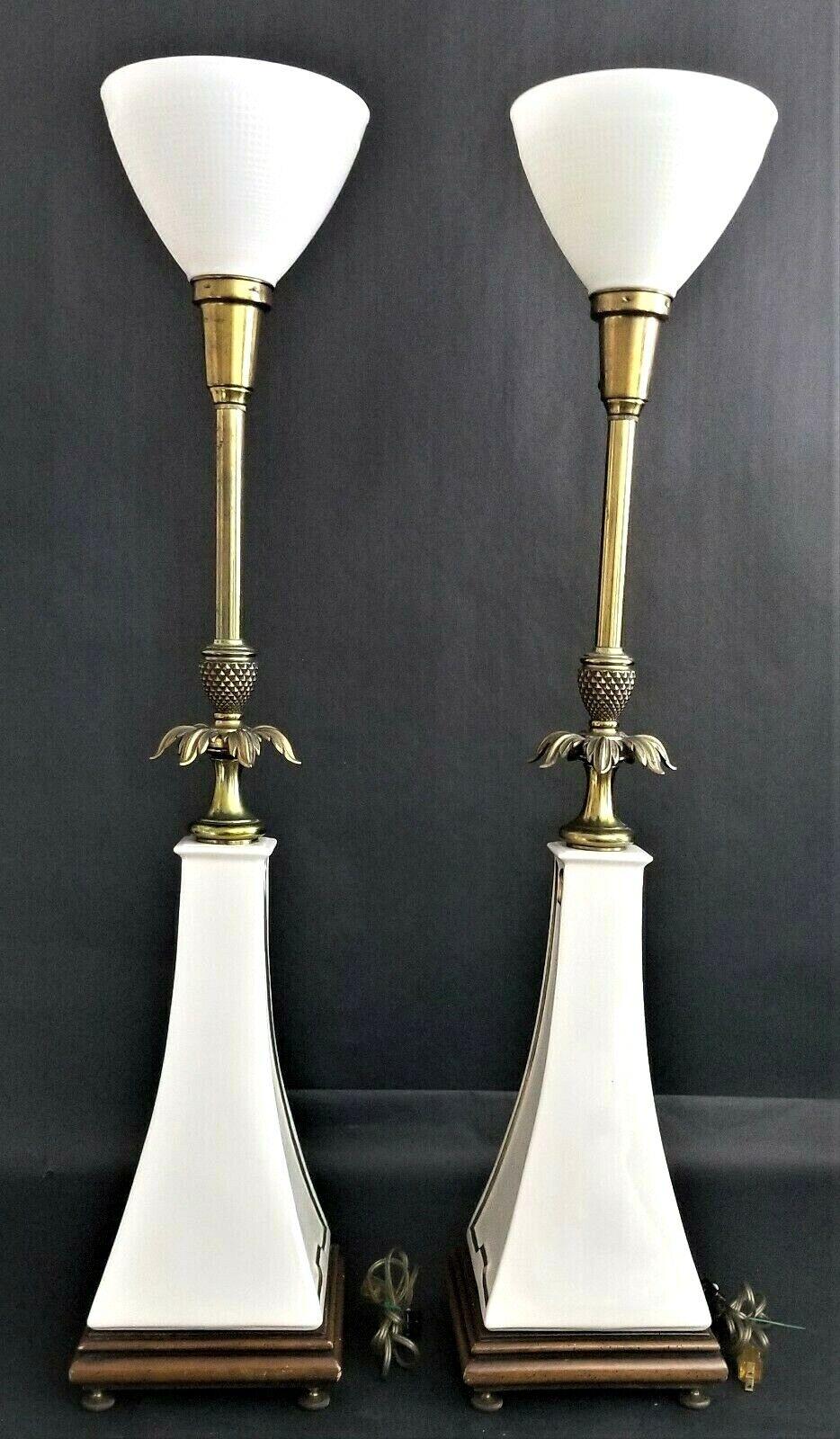 Stiffel Lenox Obelisk Torchier Porcelain and Brass Table Lamps For Sale 1