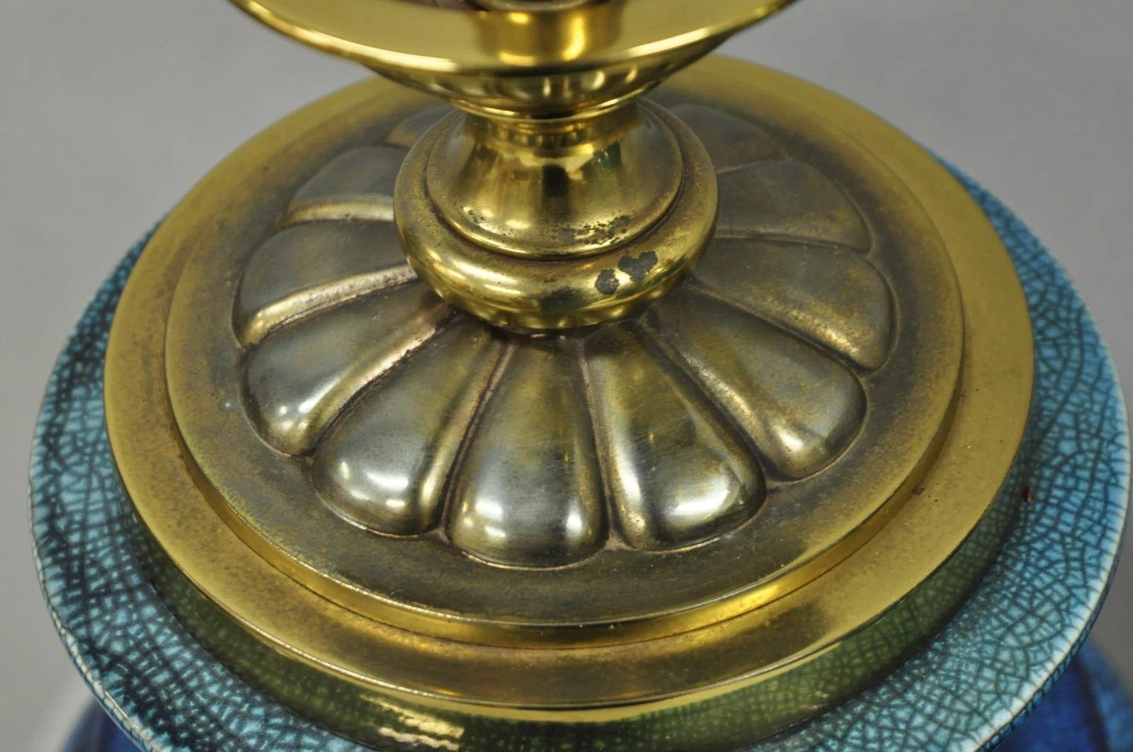 Stiffel Mid Century Modern Lámparas de mesa de latón cerámico esmaltado azul craquelado en venta 2